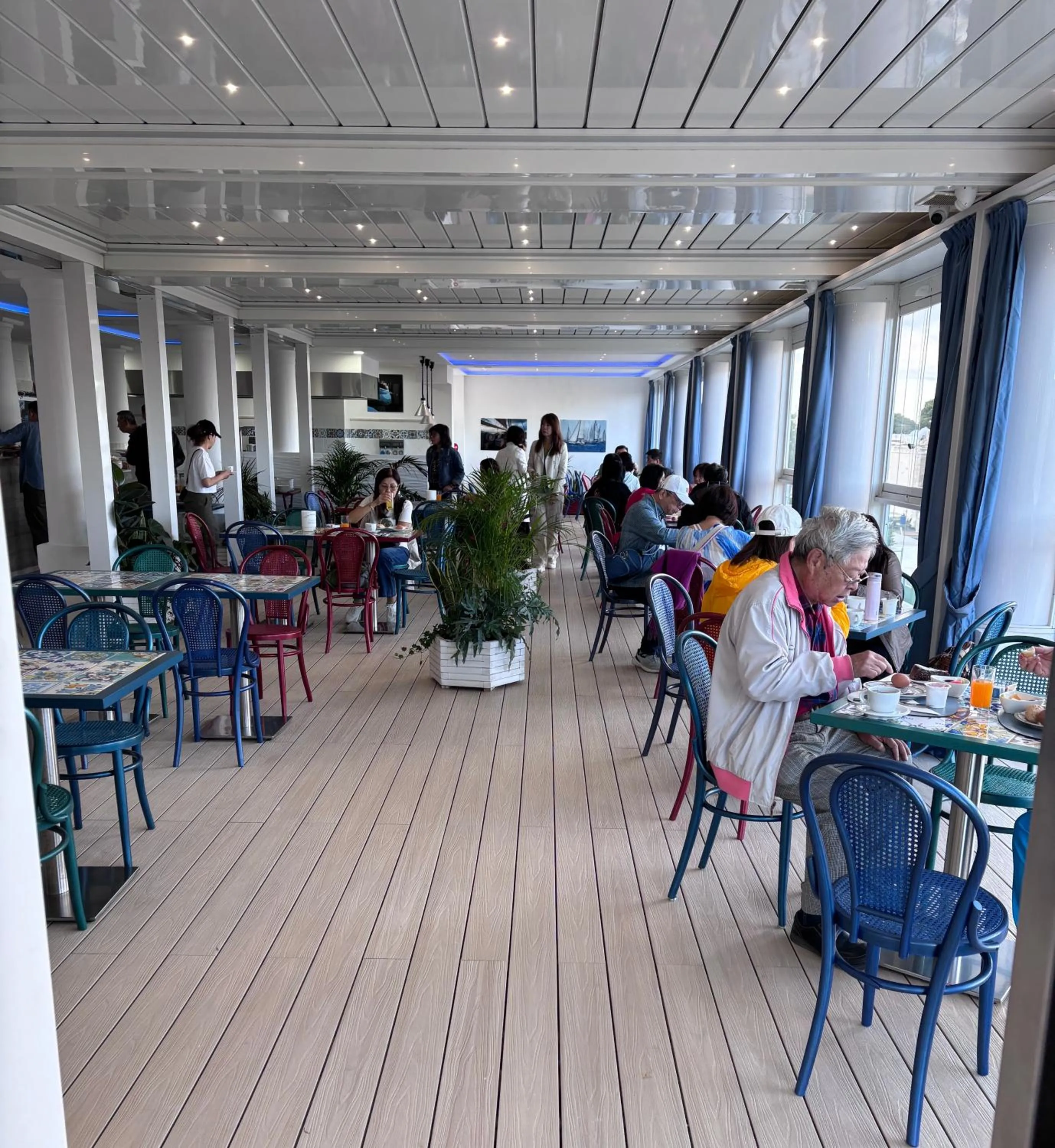 Restaurant/places to eat in Bougainville Luxury Boutique Hotel