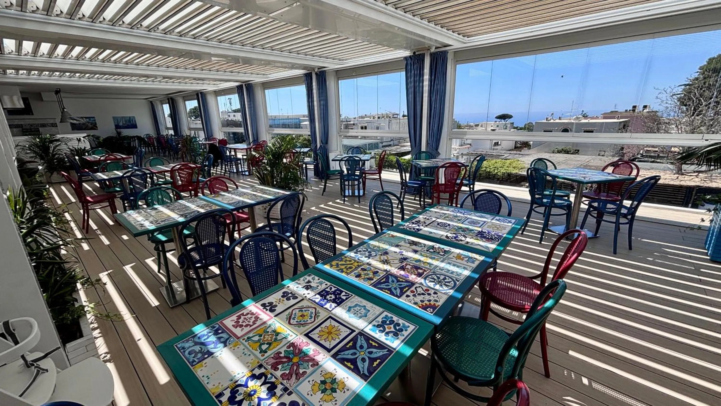 Restaurant/places to eat in Bougainville Luxury Boutique Hotel