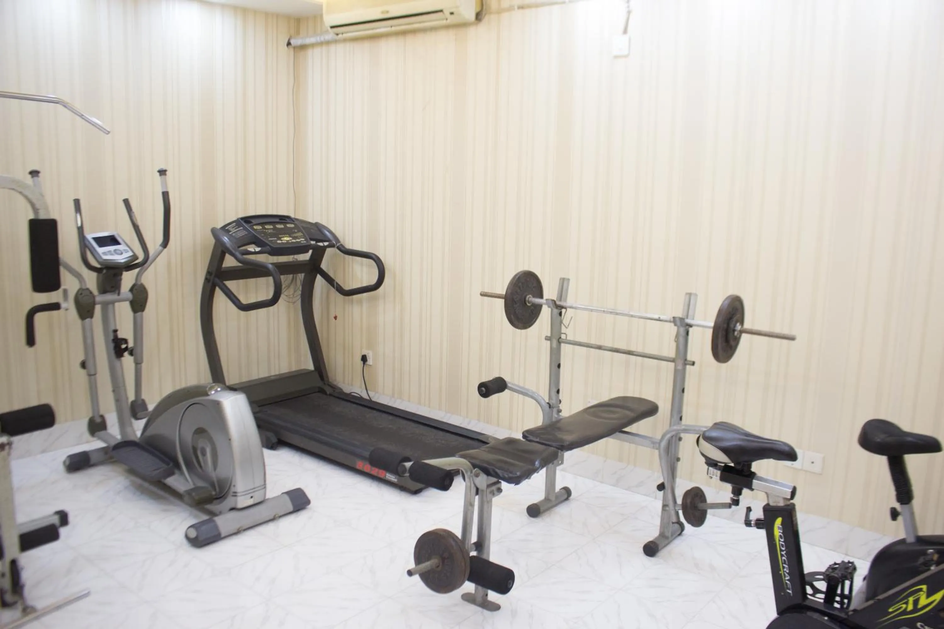 Fitness centre/facilities in Hotel The Enchanted Residence