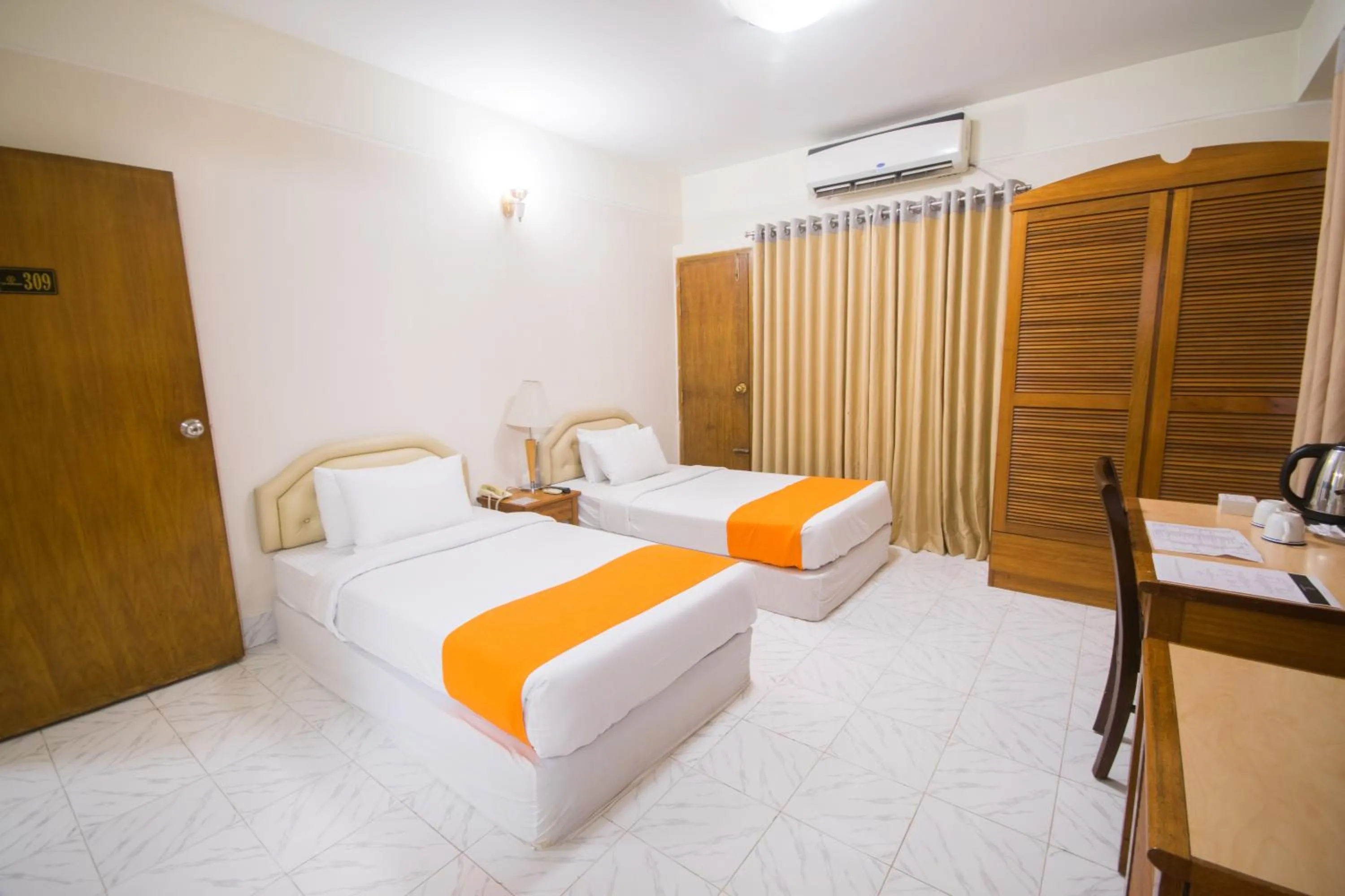 Bedroom, Bed in Hotel The Enchanted Residence