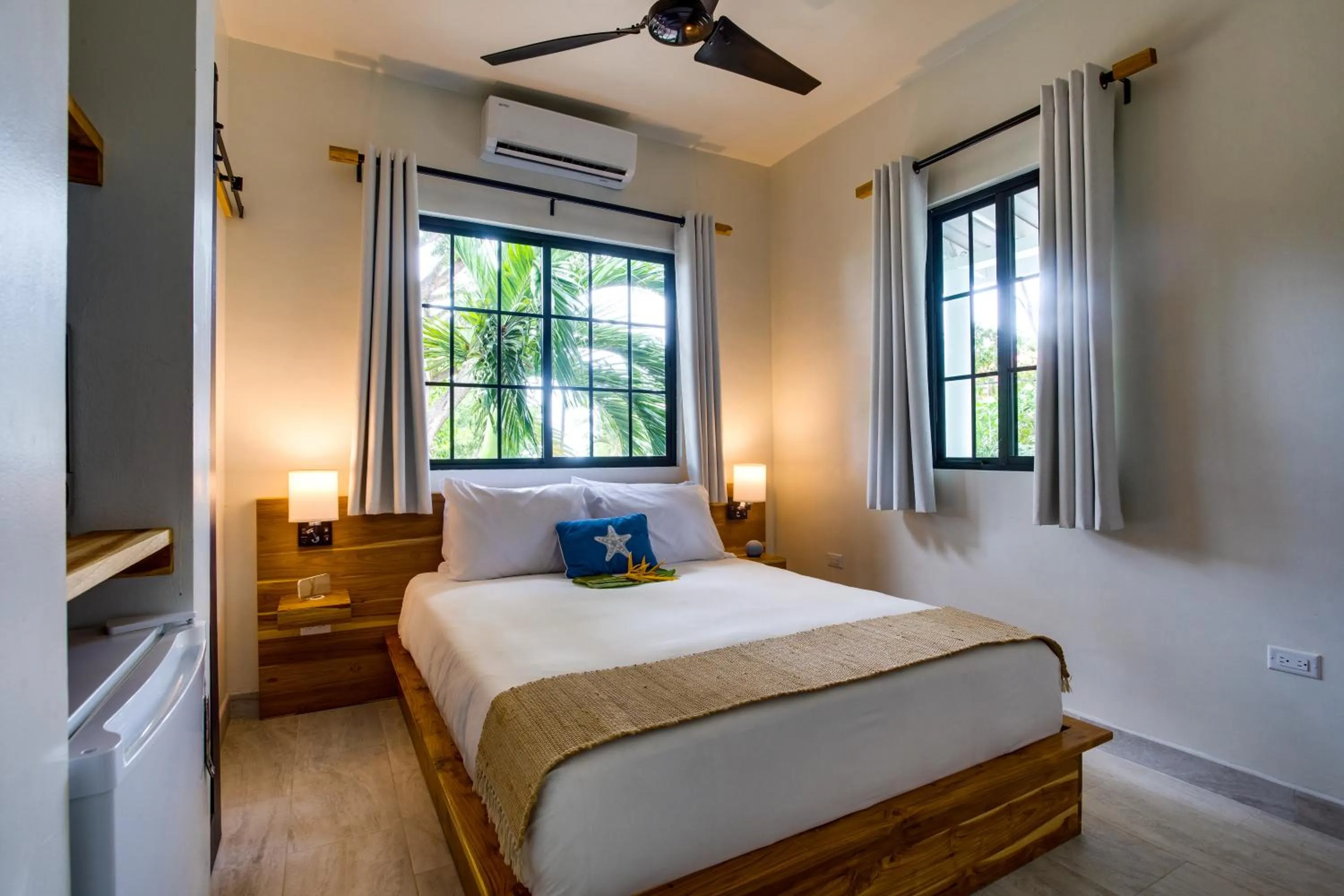 Bed in The Sea Glass Inn