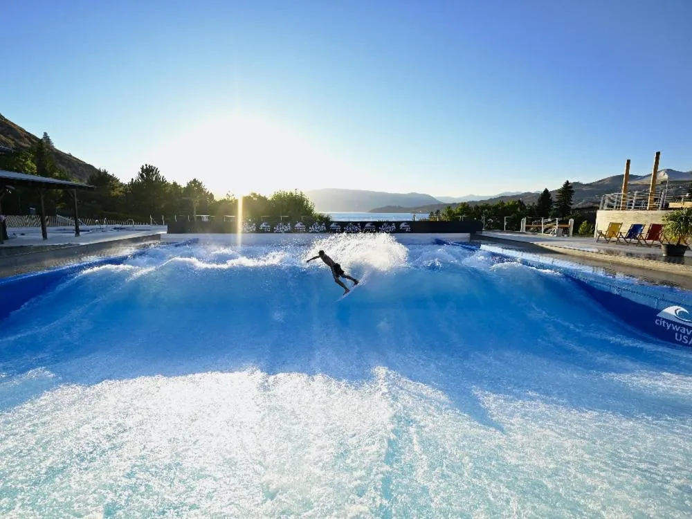 Grandview Lake Chelan- Waterfront View, Pool, Hot tub, Golf, 1 Min To Downtown