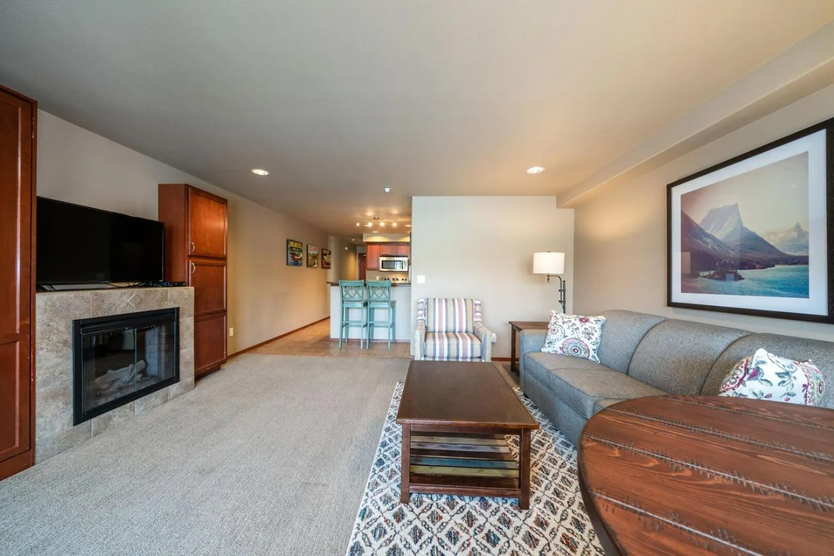 Grandview Lake Chelan- Waterfront View, Pool, Hot tub, Golf, 1 Min To Downtown