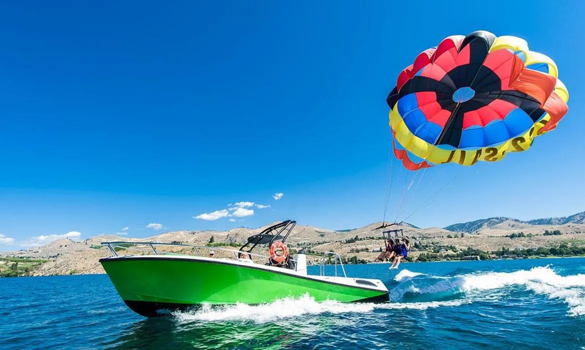 Grandview Lake Chelan- Waterfront View, Pool, Hot tub, Golf, 1 Min To Downtown