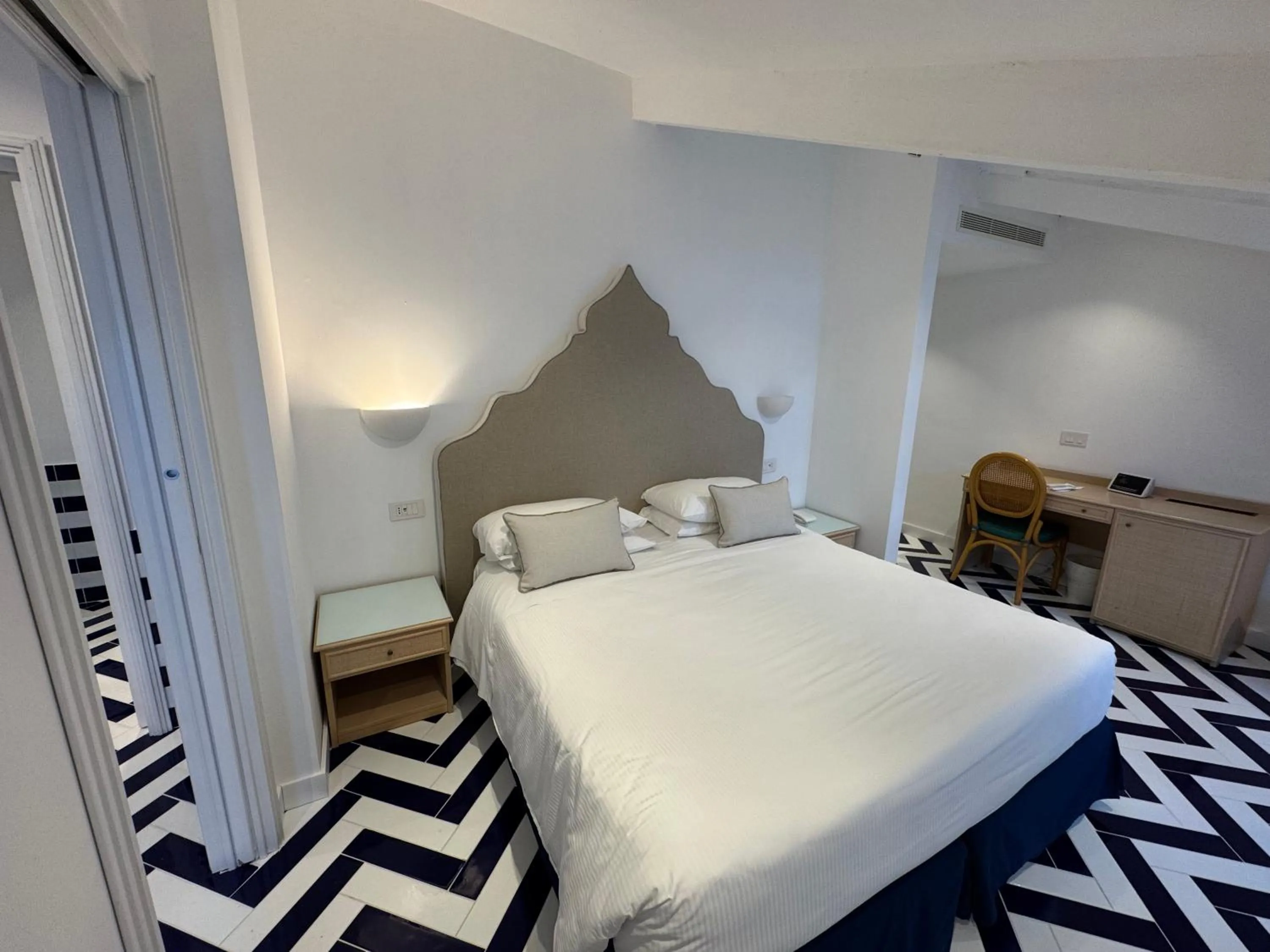 Bed in Grand Hotel Aminta