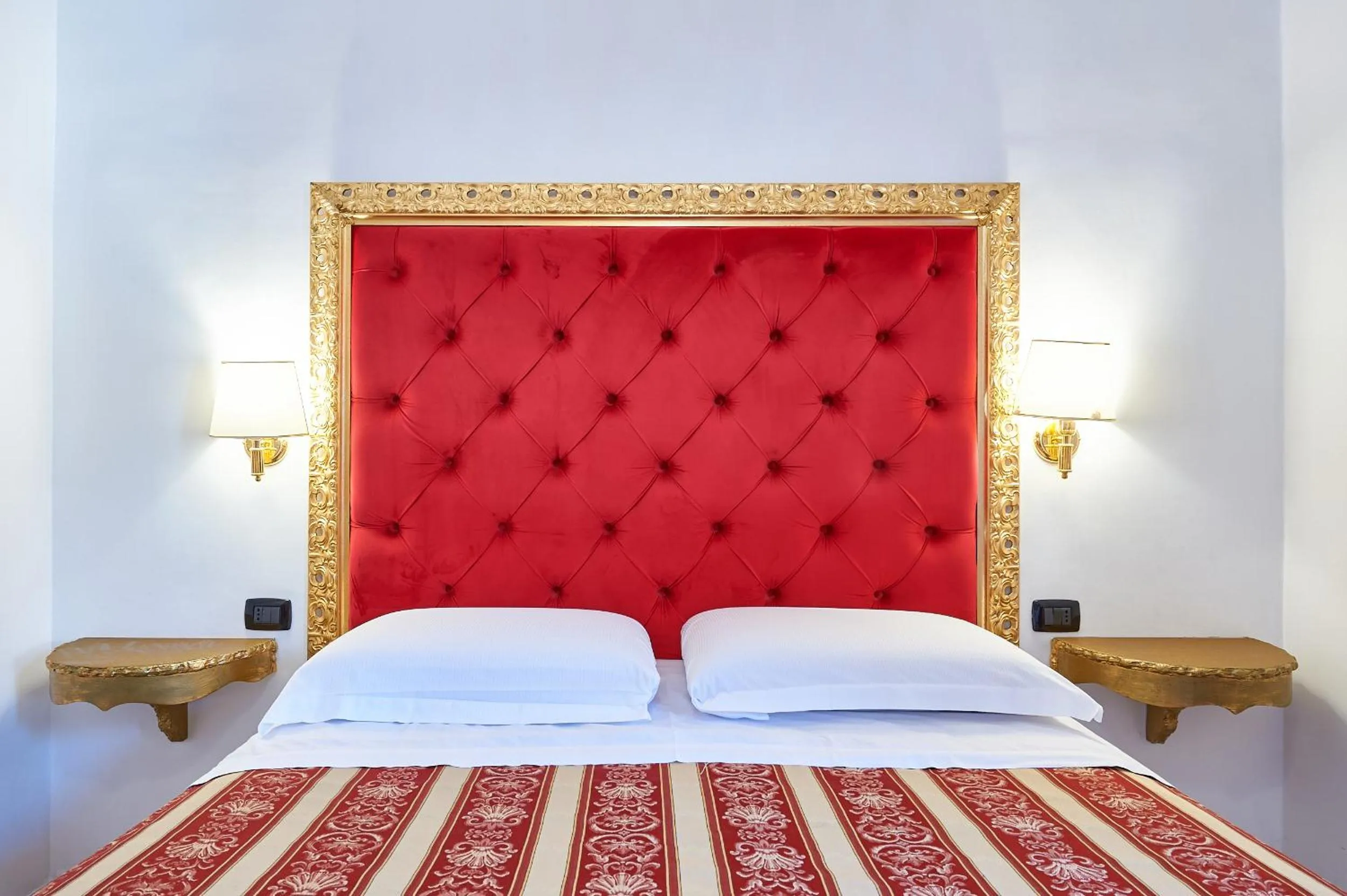 Bed in Hotel Virginia