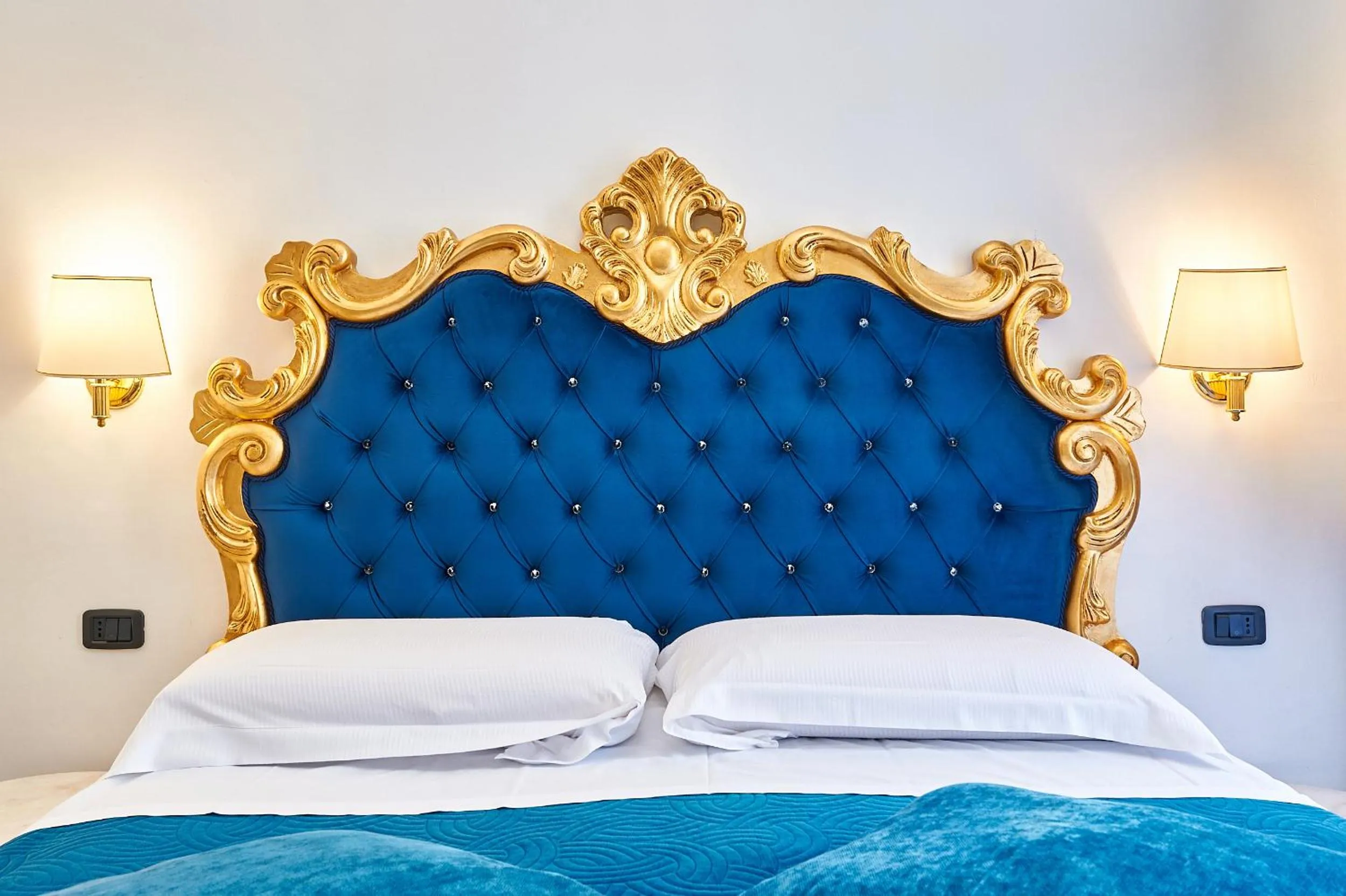 Bed in Hotel Virginia