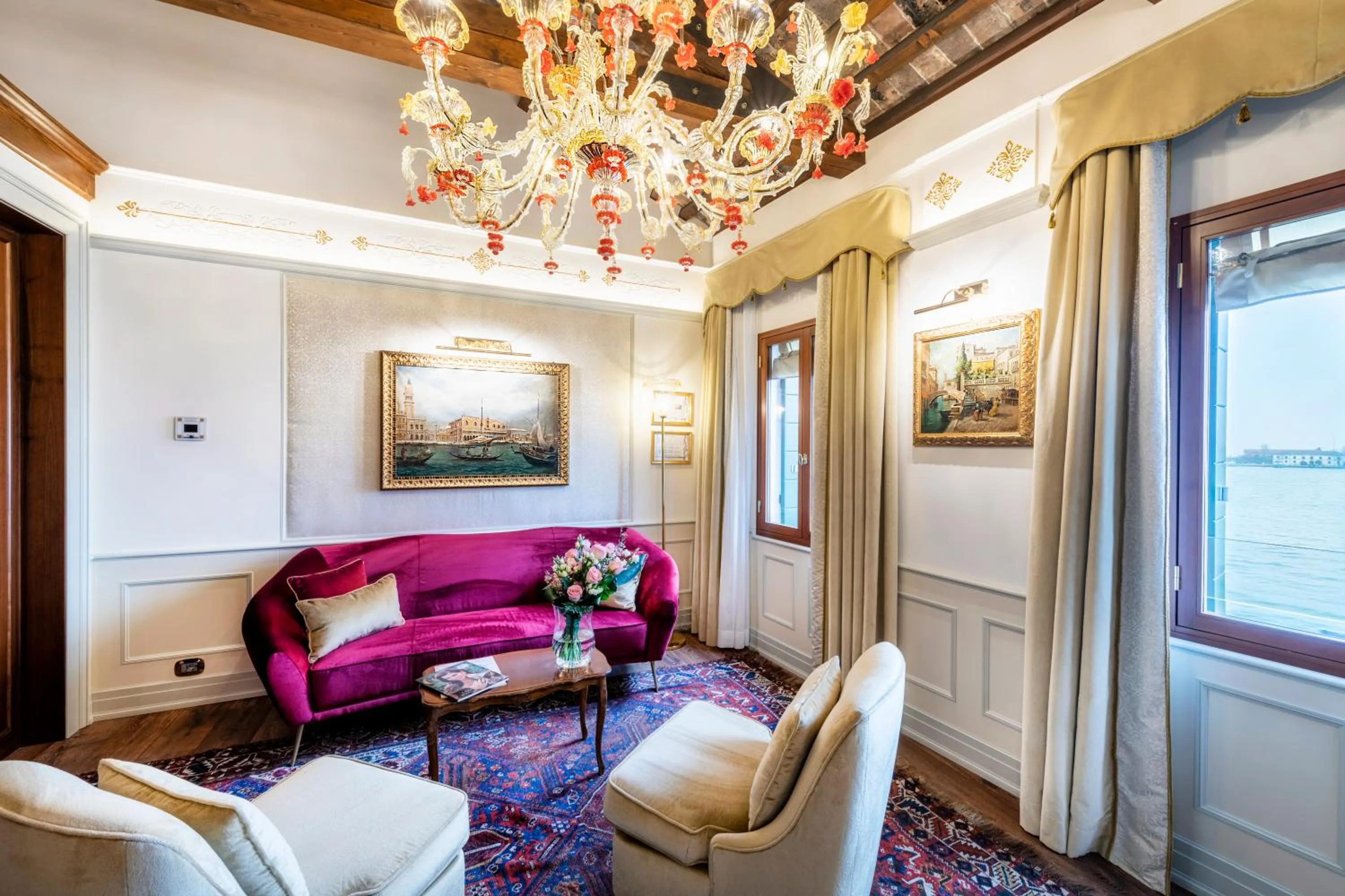 Living room in Monaco & Grand Canal