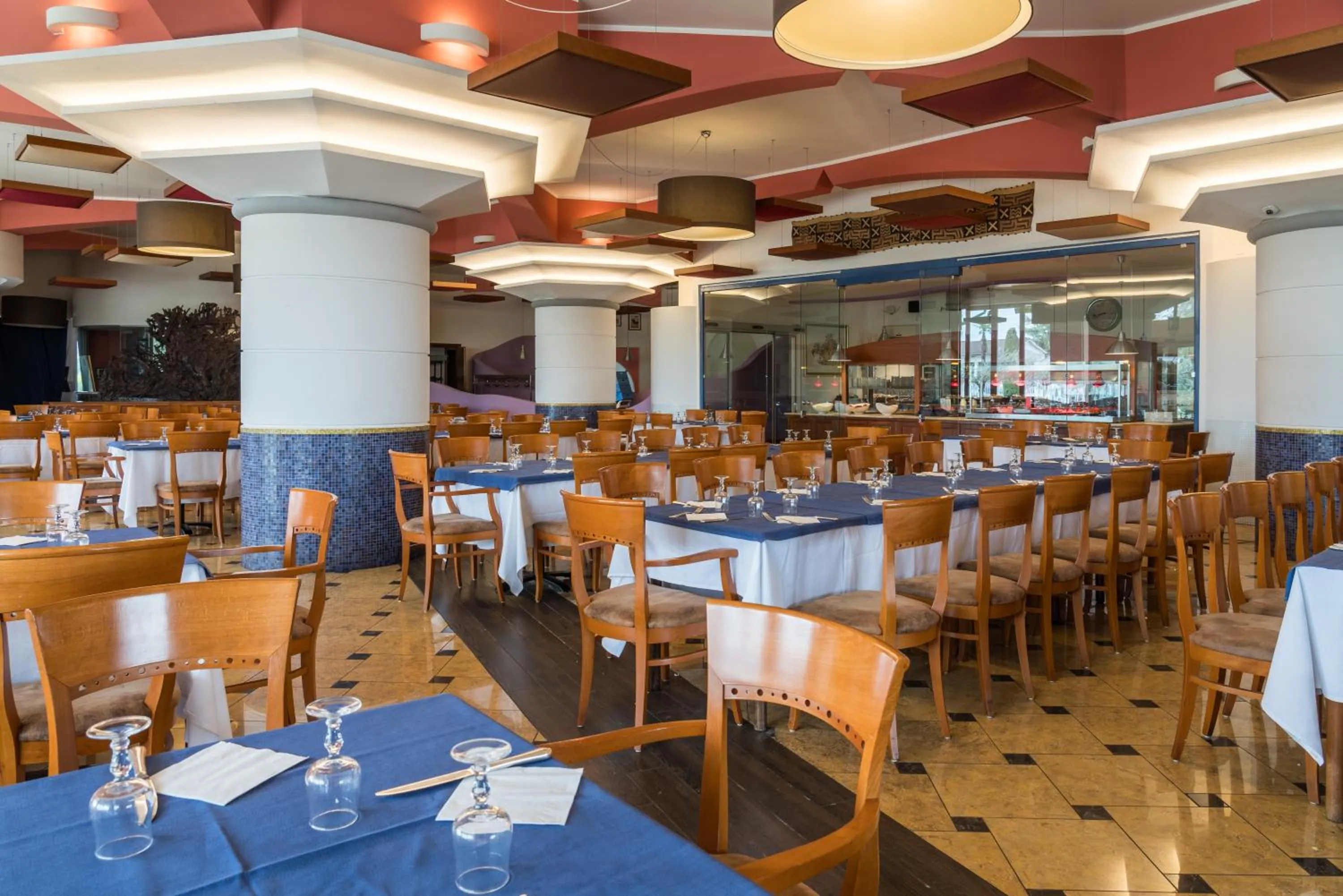 Restaurant/places to eat in Hotel Antares Sport Beauty & Wellness