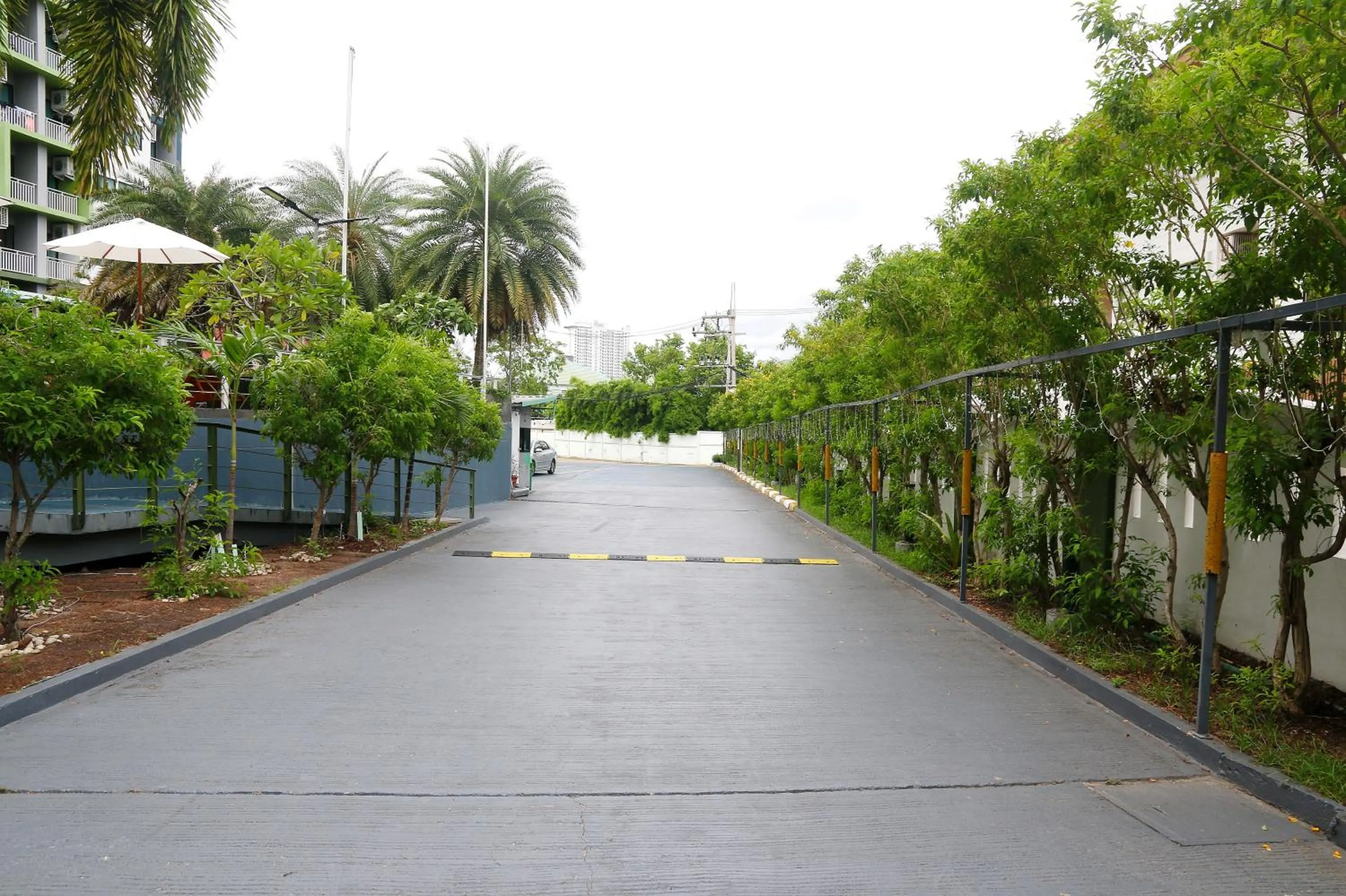 Garden in Arthitaya Green Nature Hotel & Lakkhana Poolside Resort