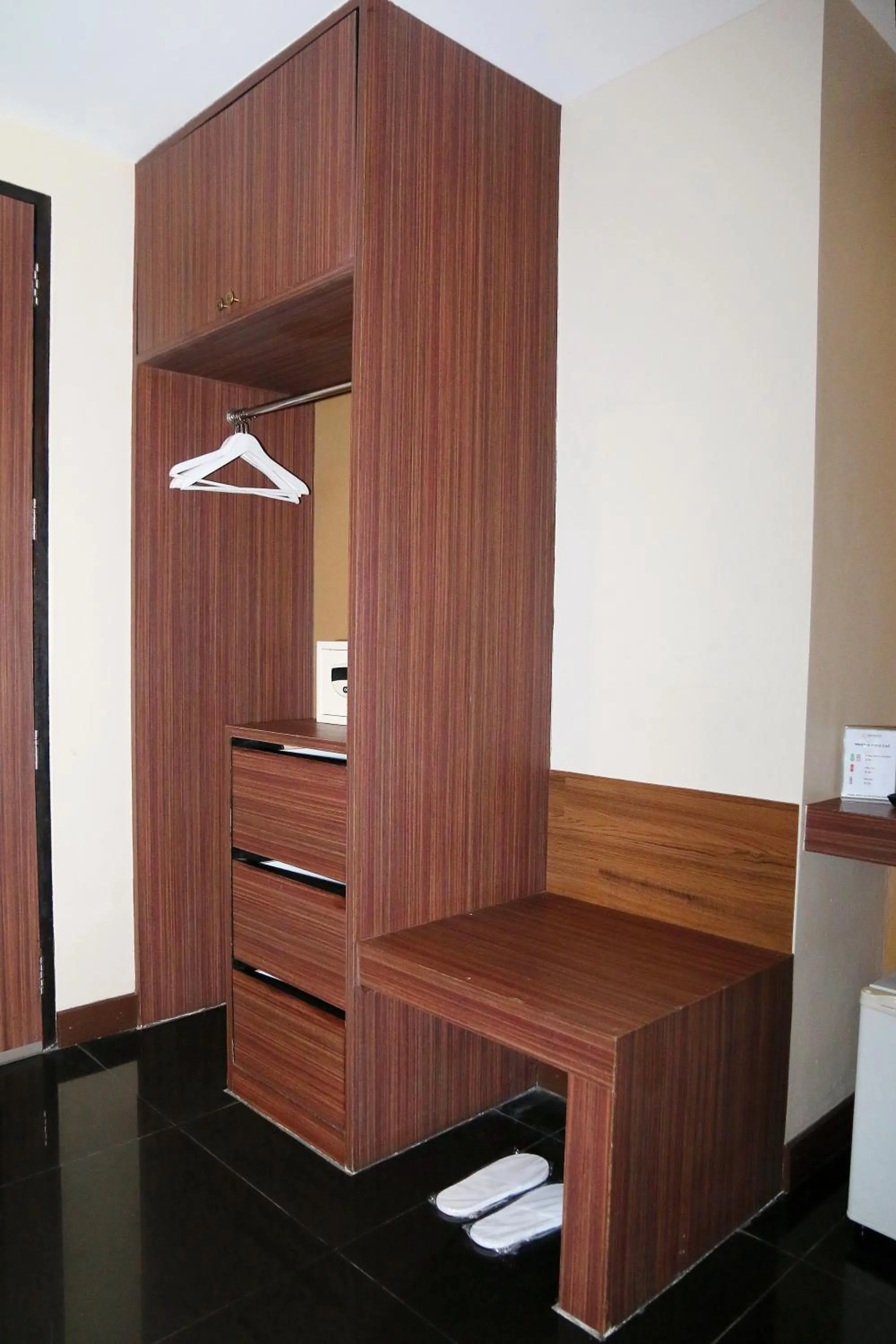 Photo of the whole room in Arthitaya Green Nature Hotel & Lakkhana Poolside Resort