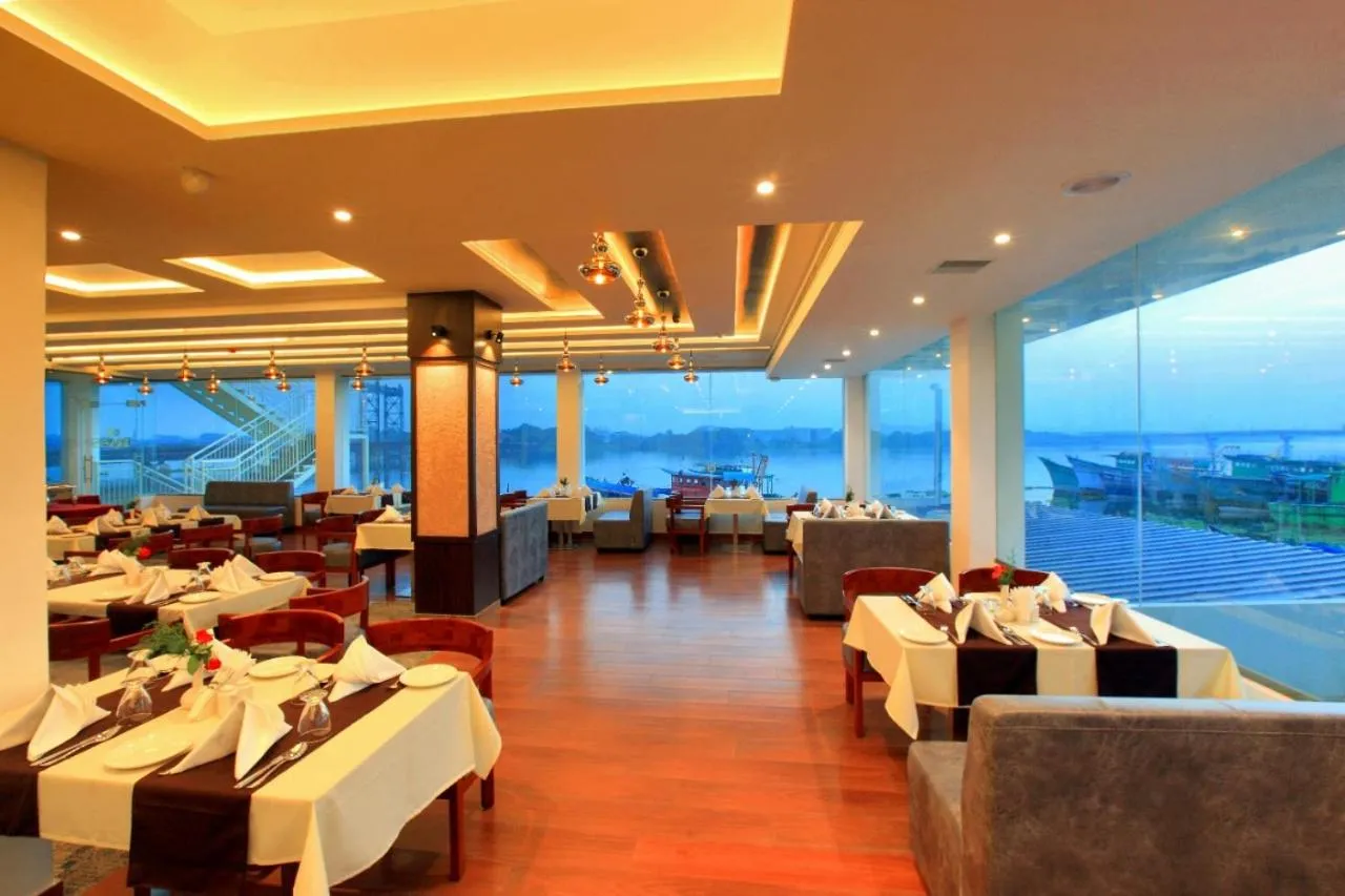 Restaurant/places to eat in RAAS Residency