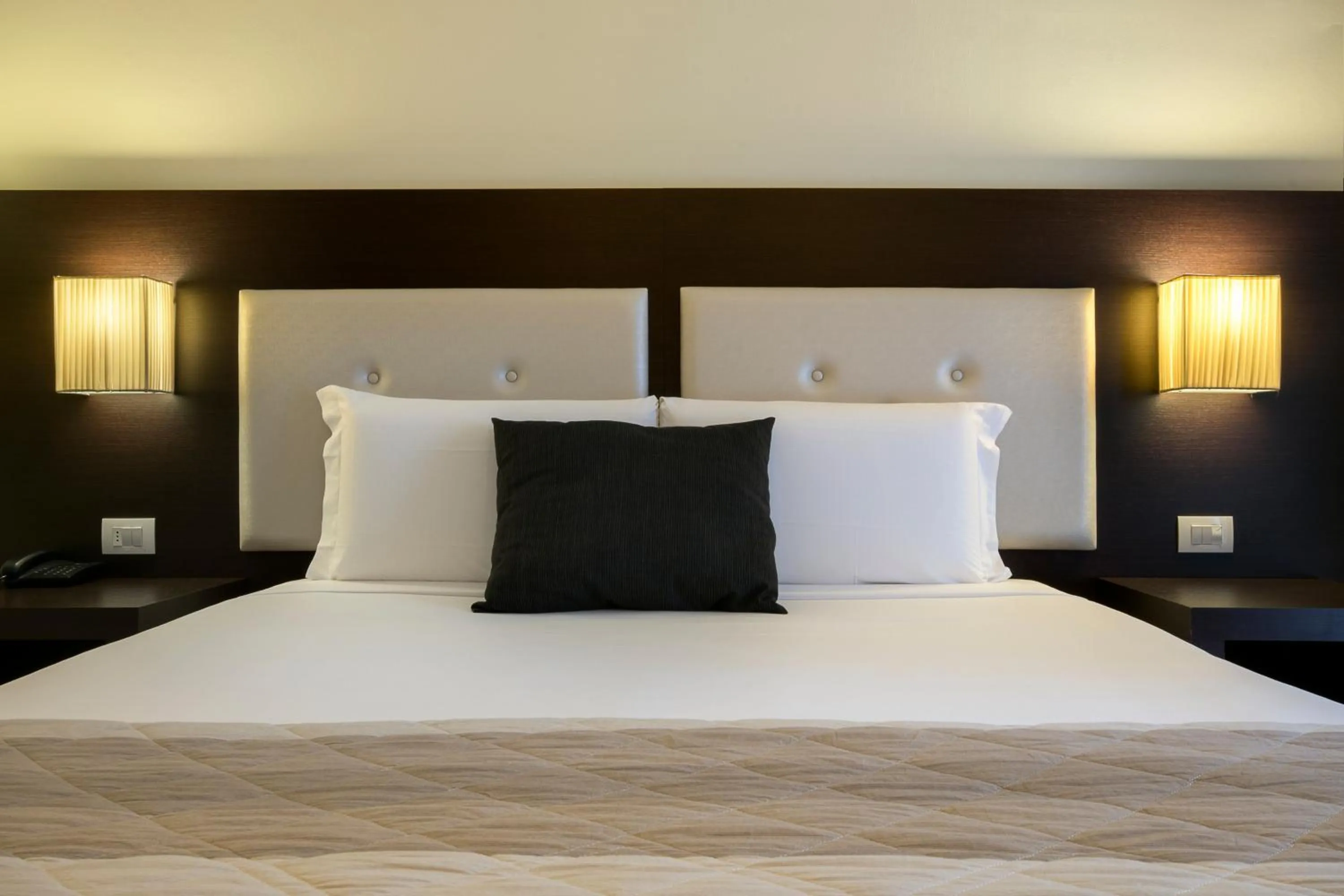 Bed in Hotel Executive