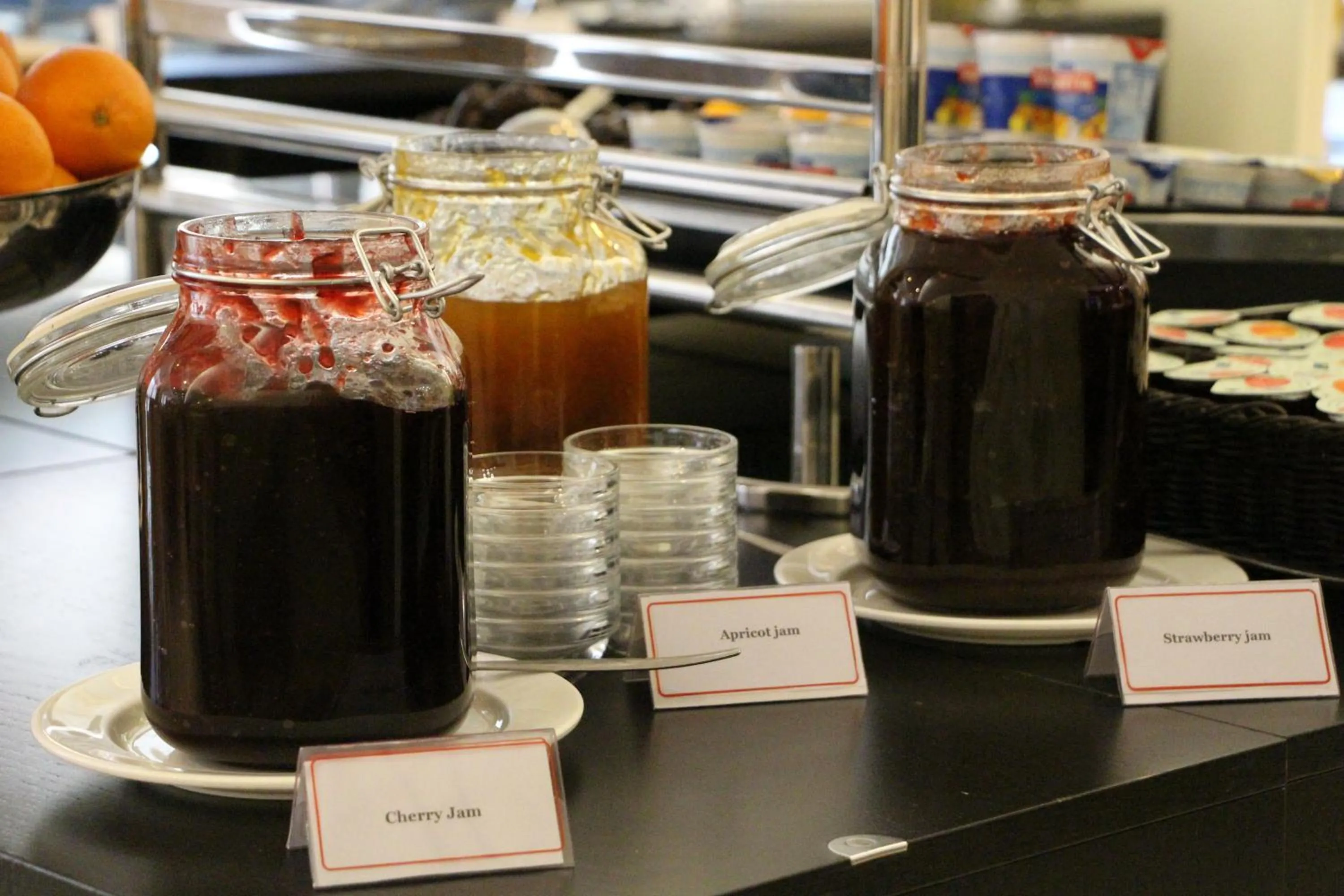 Buffet breakfast in Hotel Executive