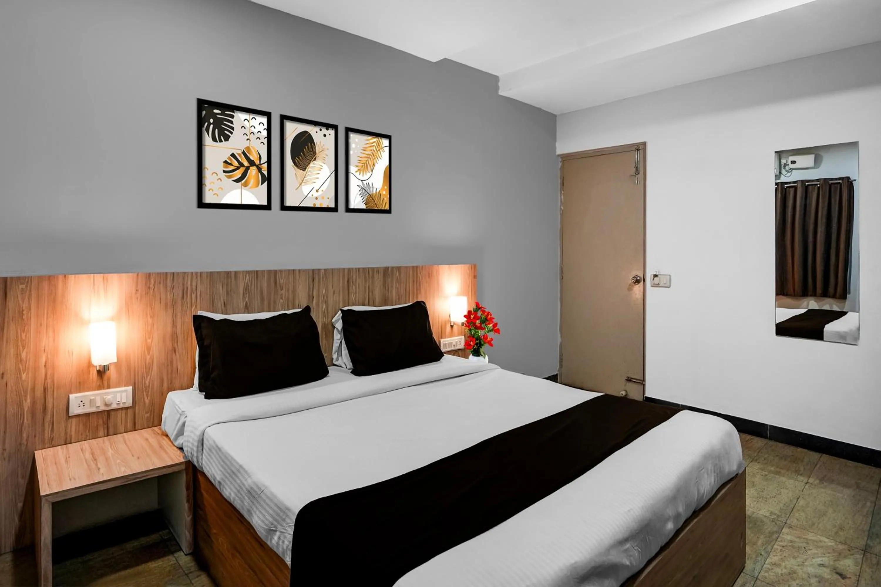 Classic Triple Room - single occupancy in Super Townhouse Richmond MG Road Metro Formerly Richmond Residency
