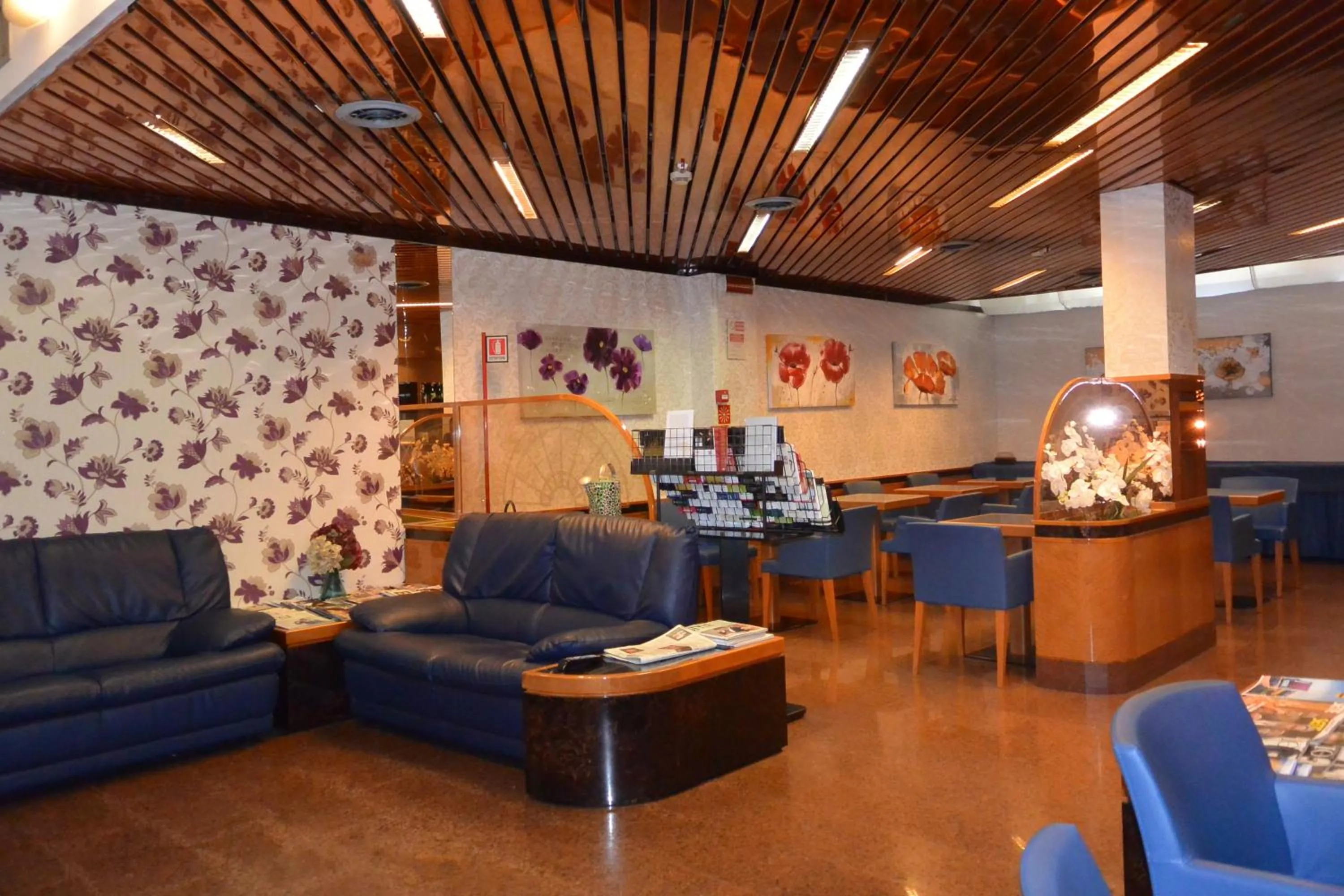 Communal lounge/ TV room in Hotel Lido