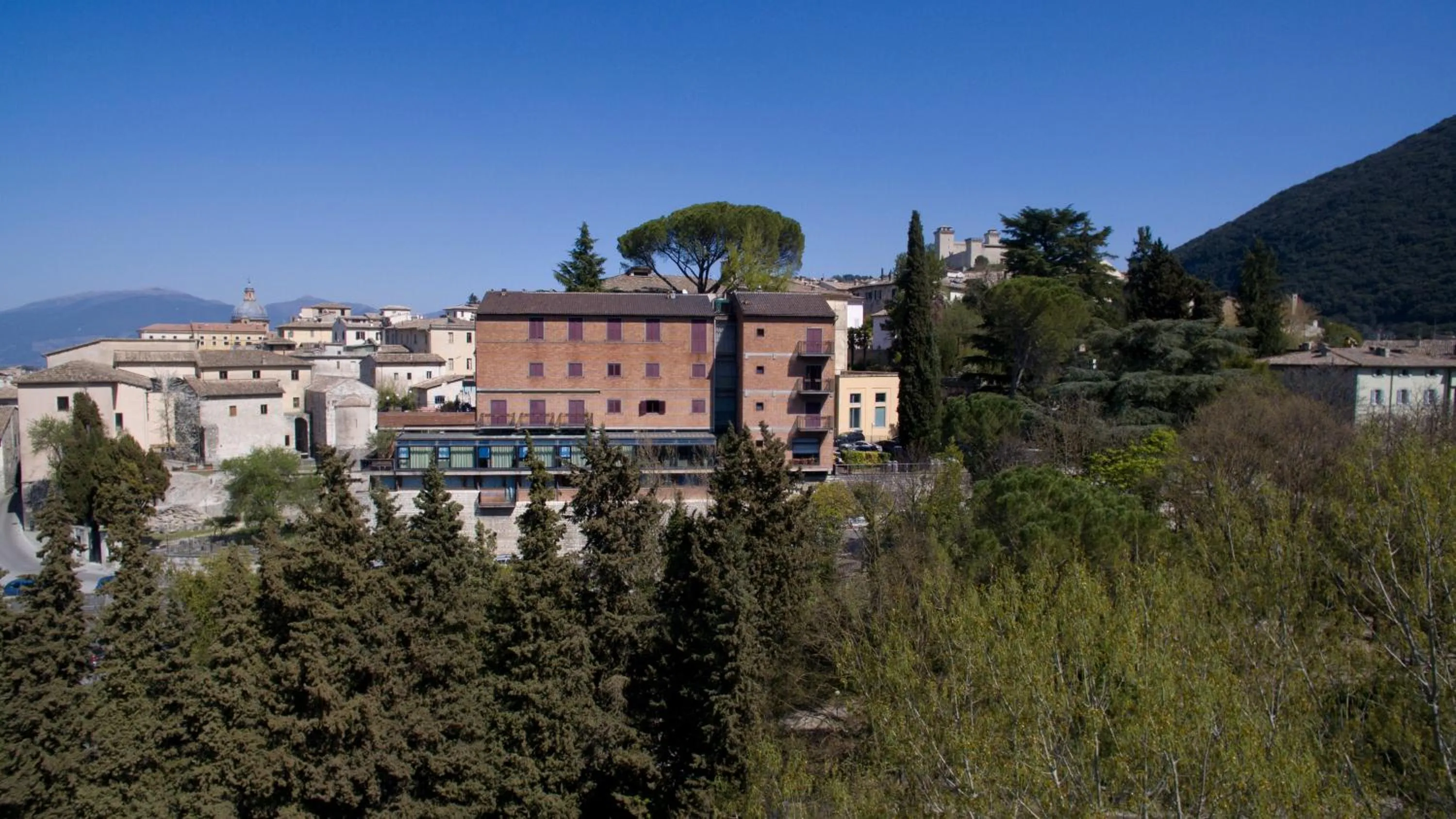 Neighbourhood in Hotel dei Duchi