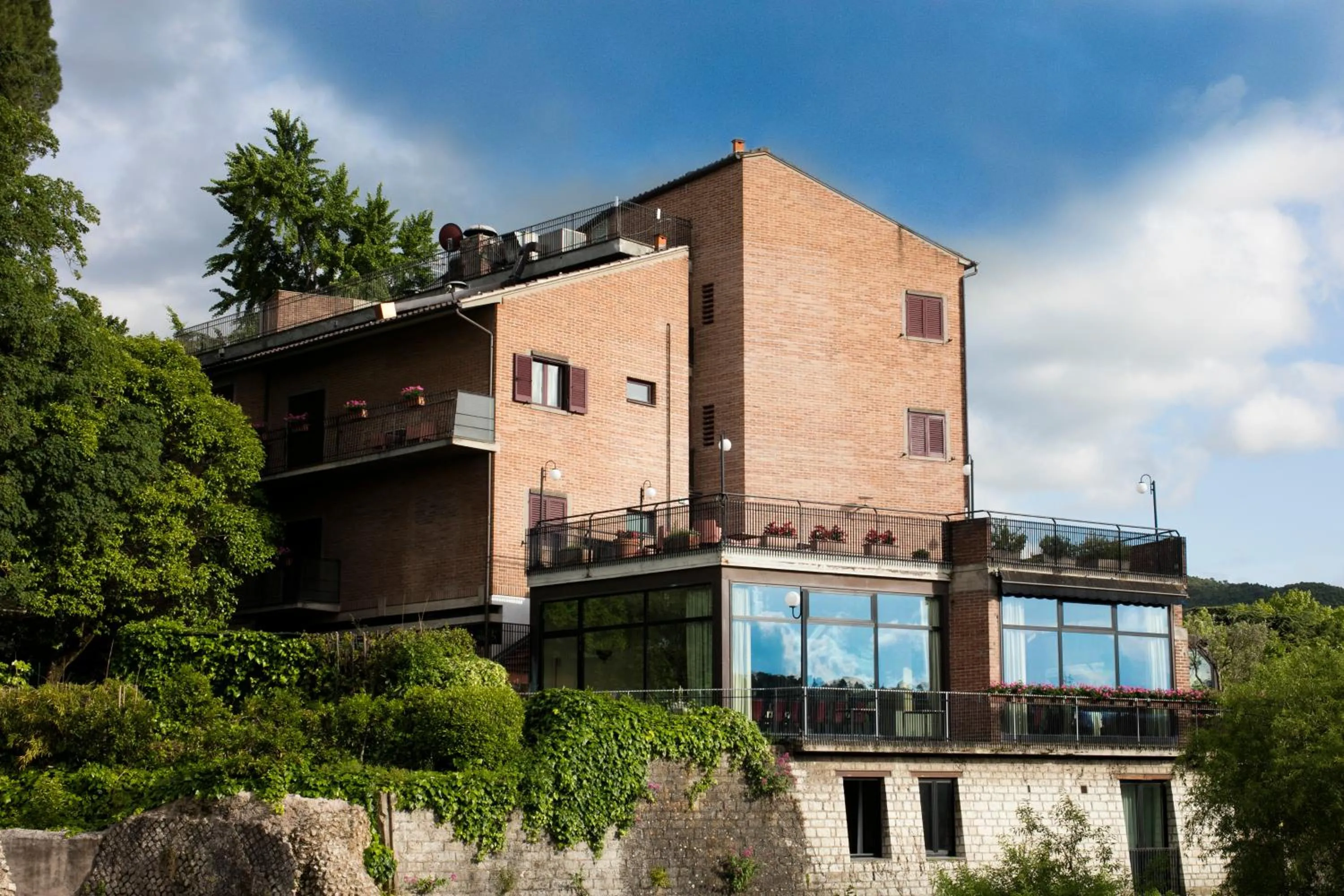 Property building in Hotel dei Duchi