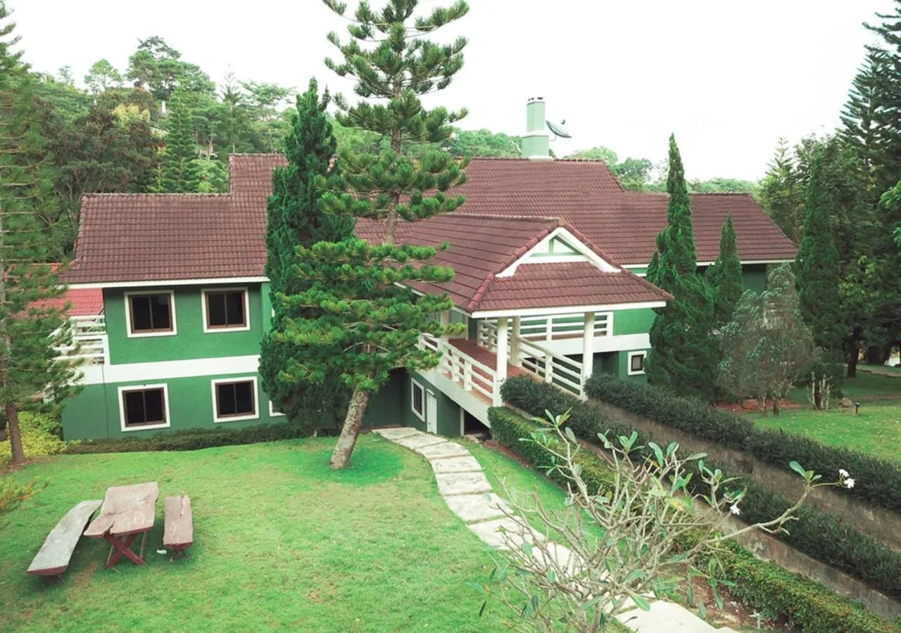 Phukaew Resort & Adventure Park