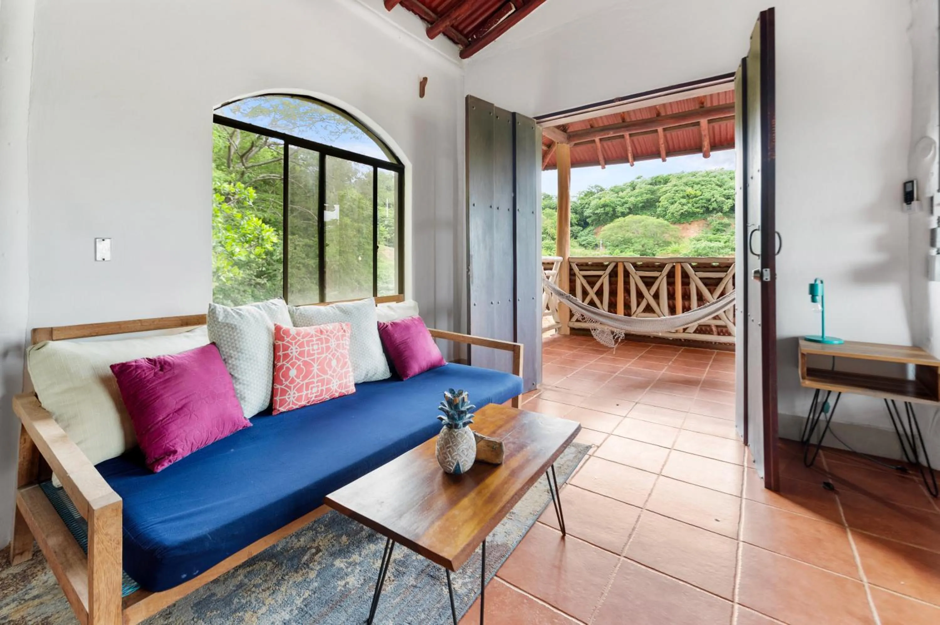 Seating area in Selina Maderas