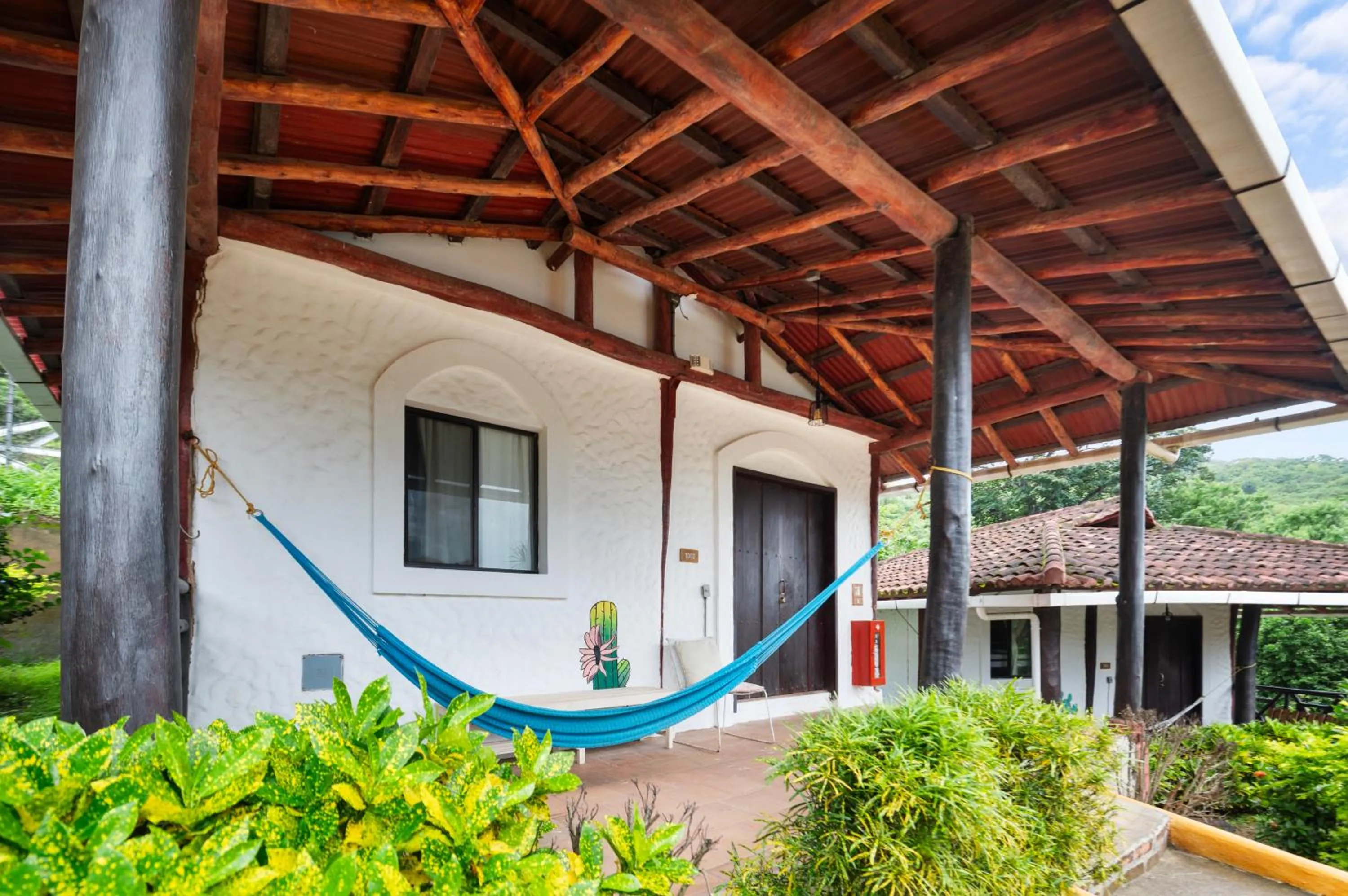 Property building in Selina Maderas