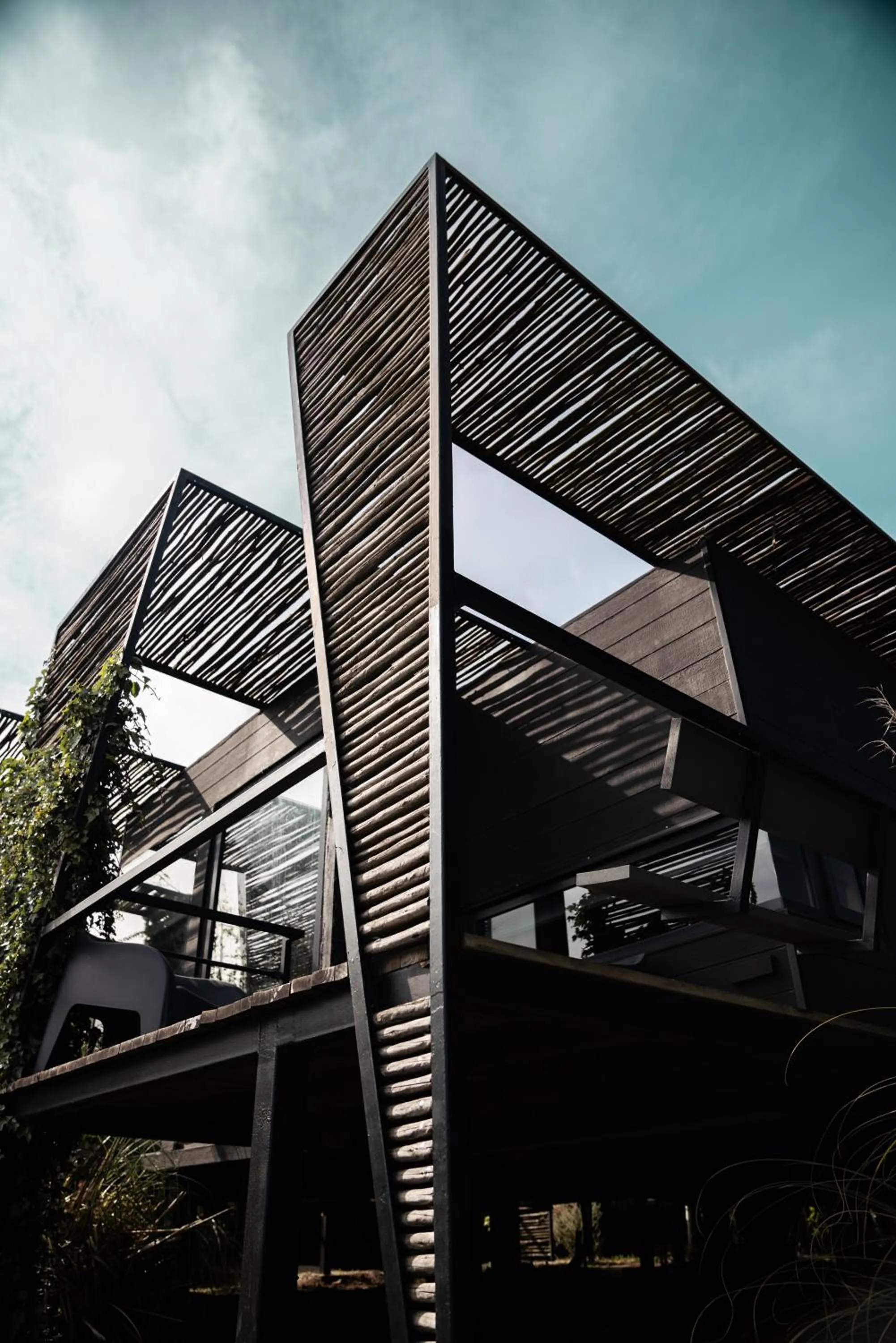 Property building in Taka Matanzas