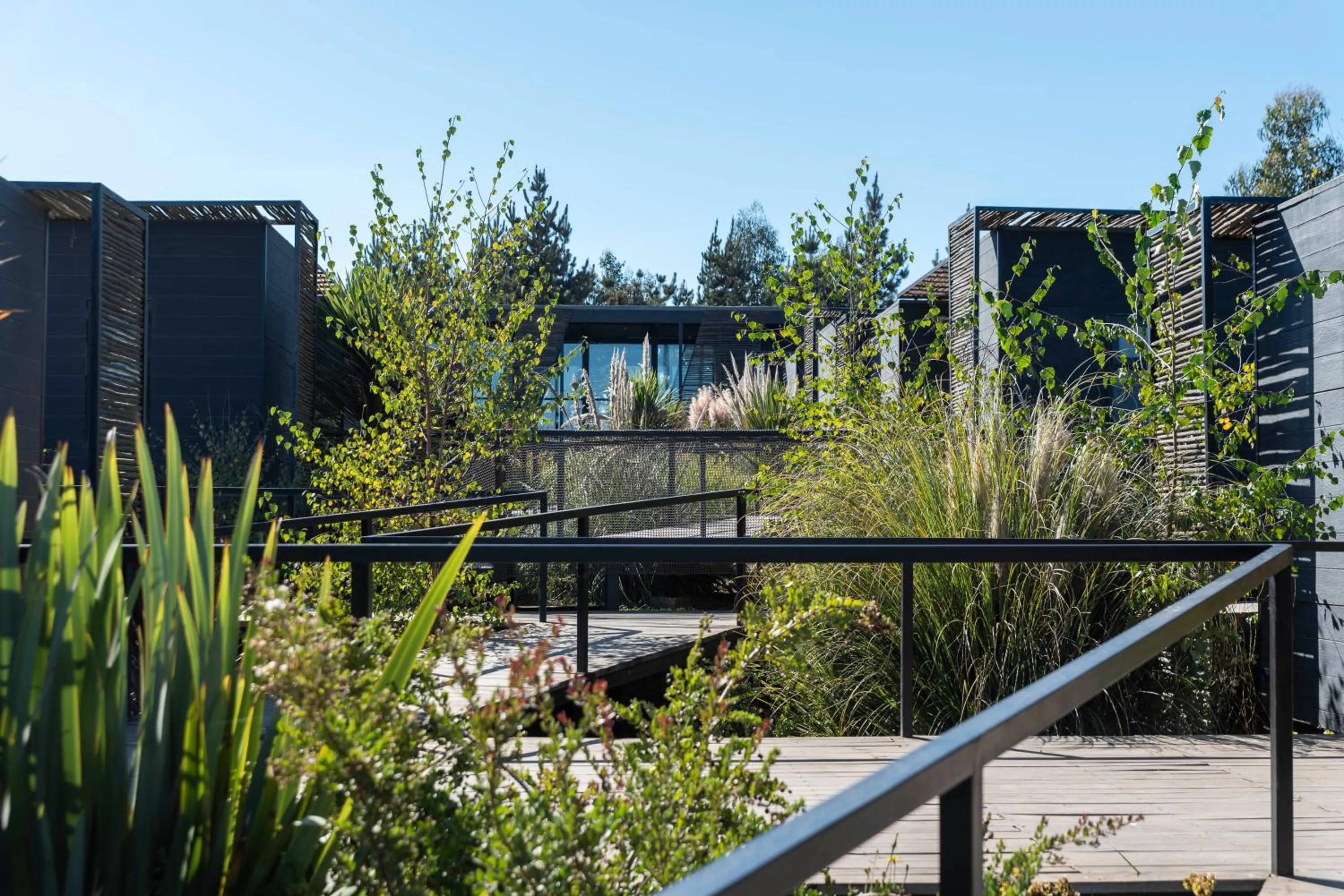 Property building in Taka Matanzas