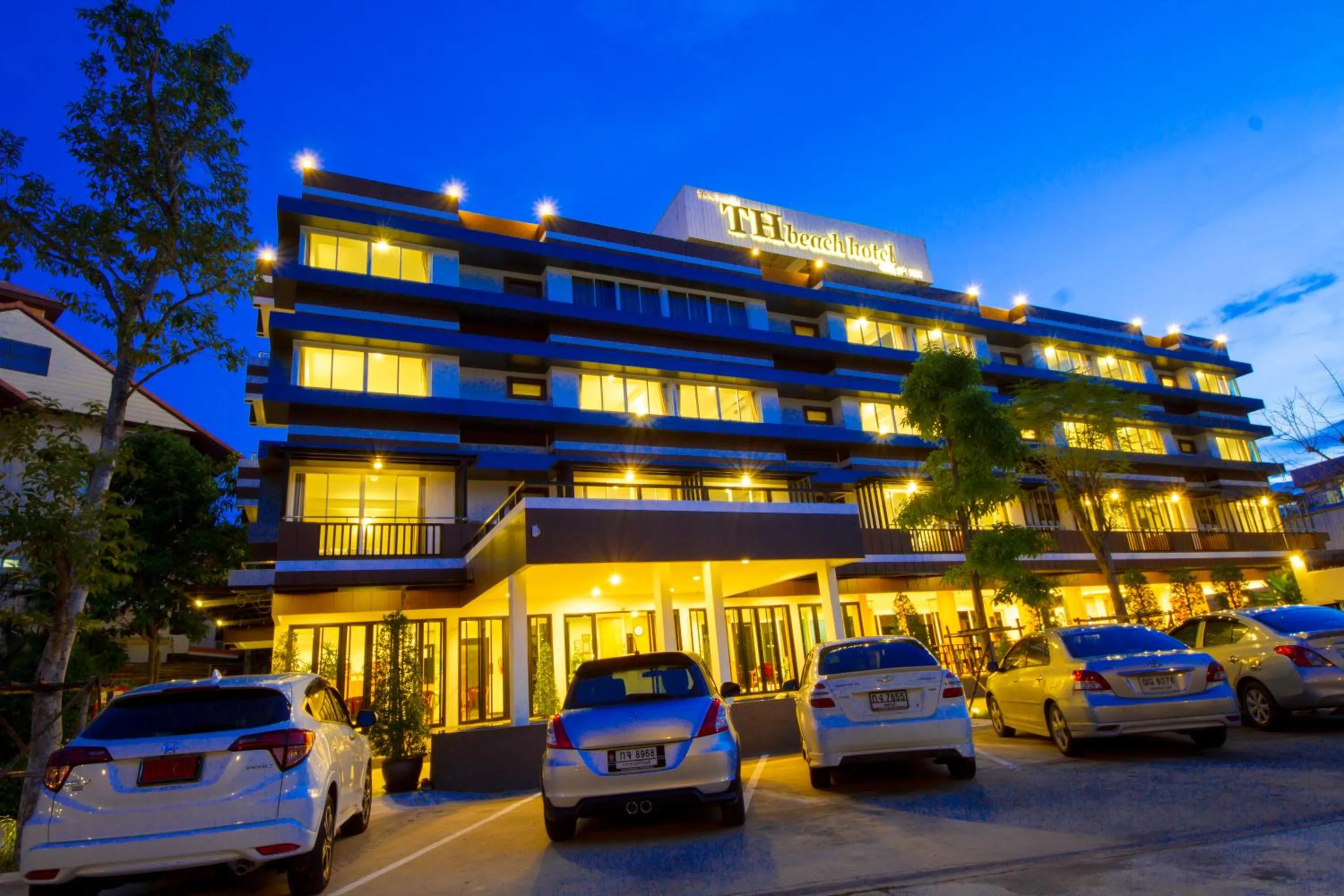 Facade/entrance in TH beach hotel