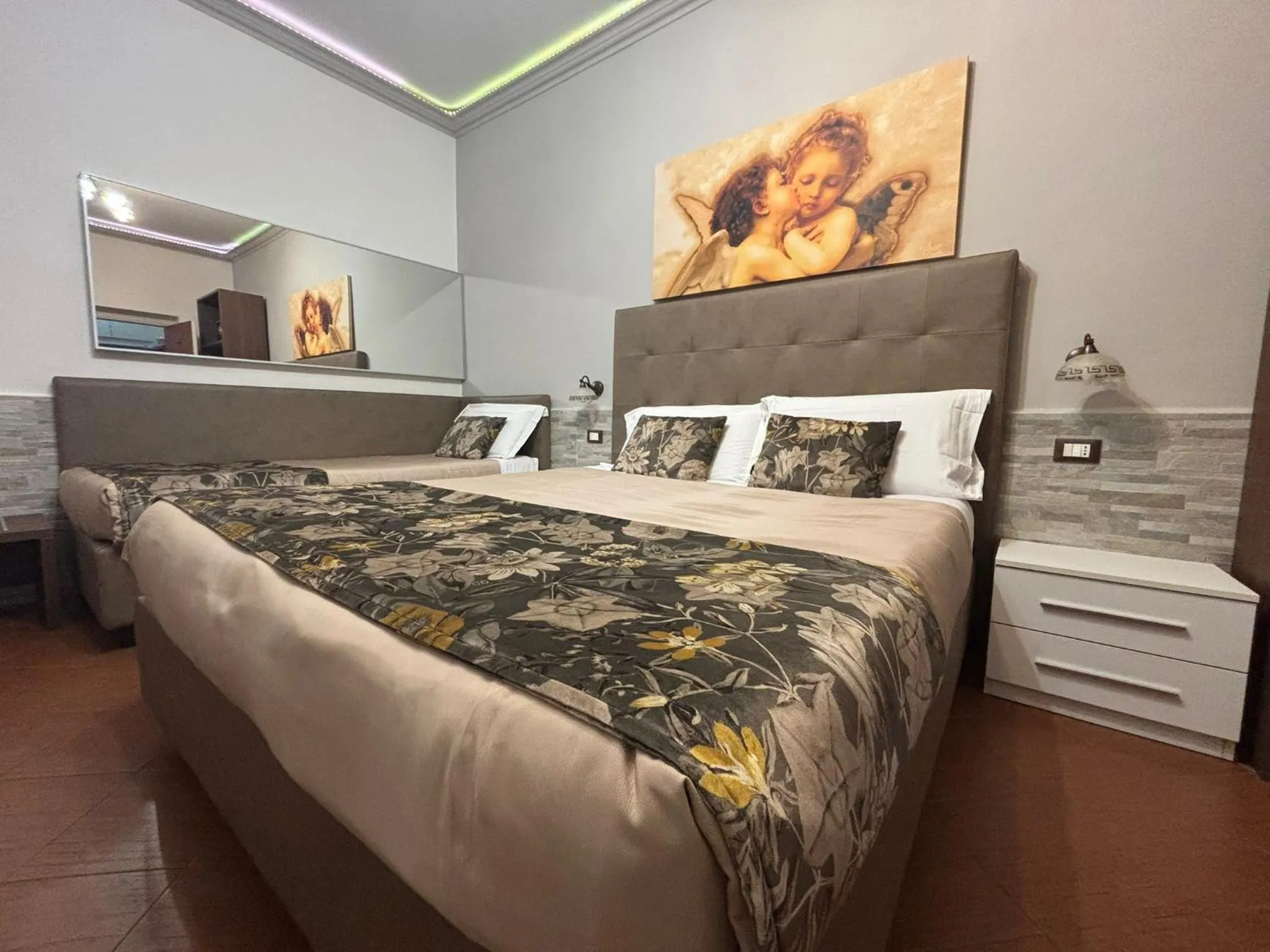 Bedroom, Bed in Hotel Ester