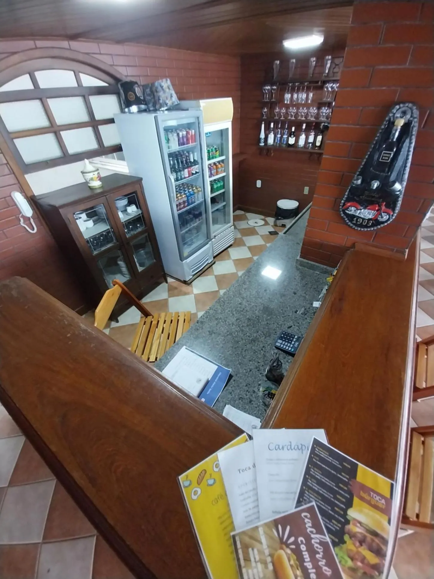 Restaurant/places to eat in Pousada toca do cambu
