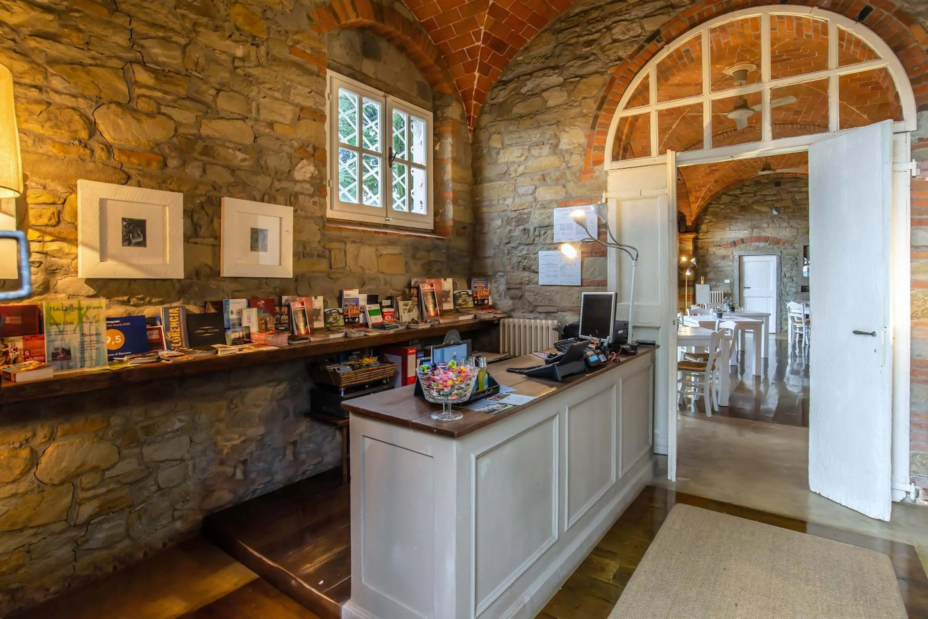 Lobby or reception in Villa Cassia di Baccano