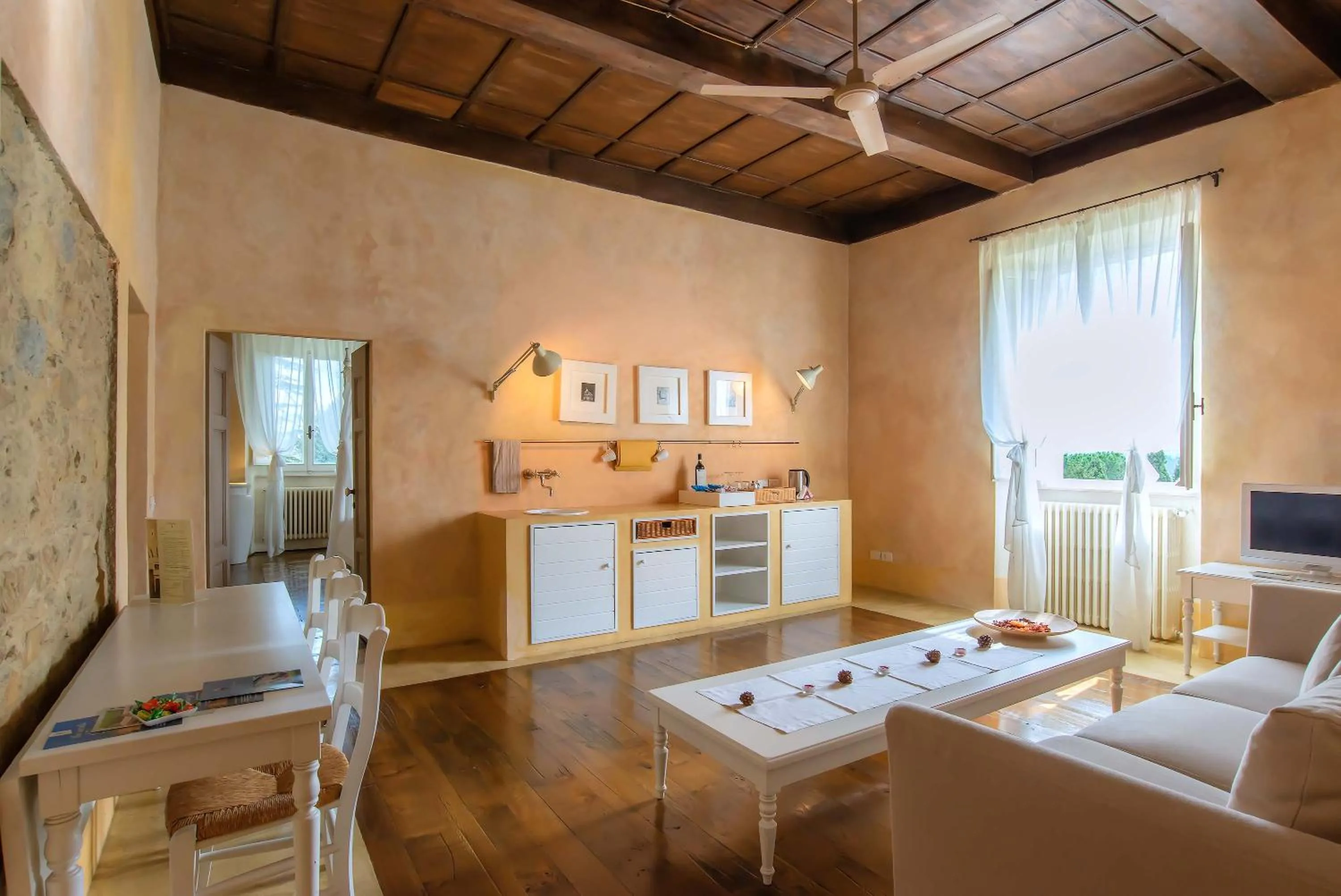 Living room in Villa Cassia di Baccano
