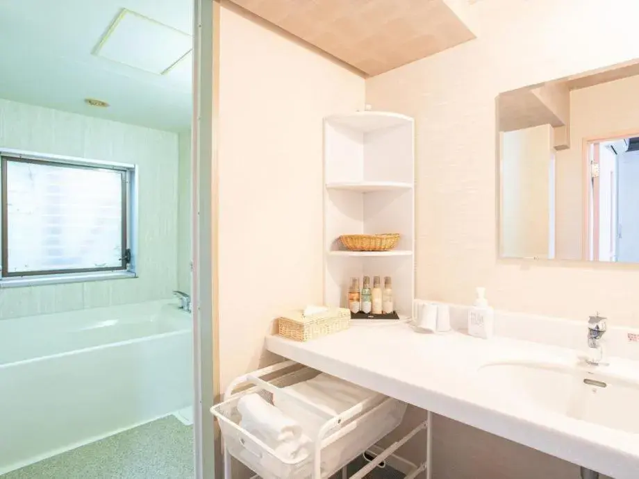 Double Room - single occupancy in Yufuin Besso Shikisai Hotel Double Room - single occupancy in Yufuin Besso Shikisai Hotel