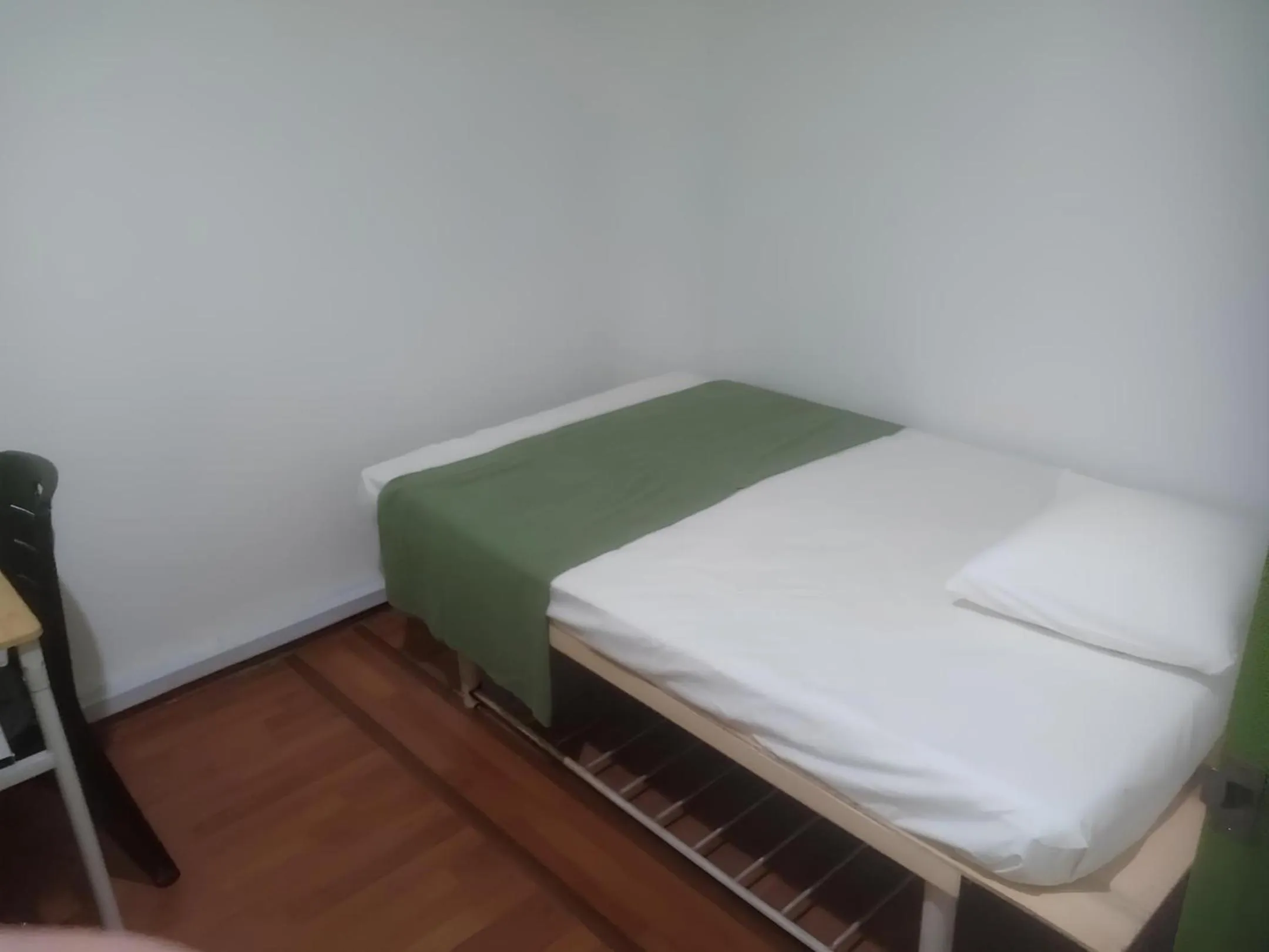 Bedroom, Bed in Natol Budget Homestay Rock Road