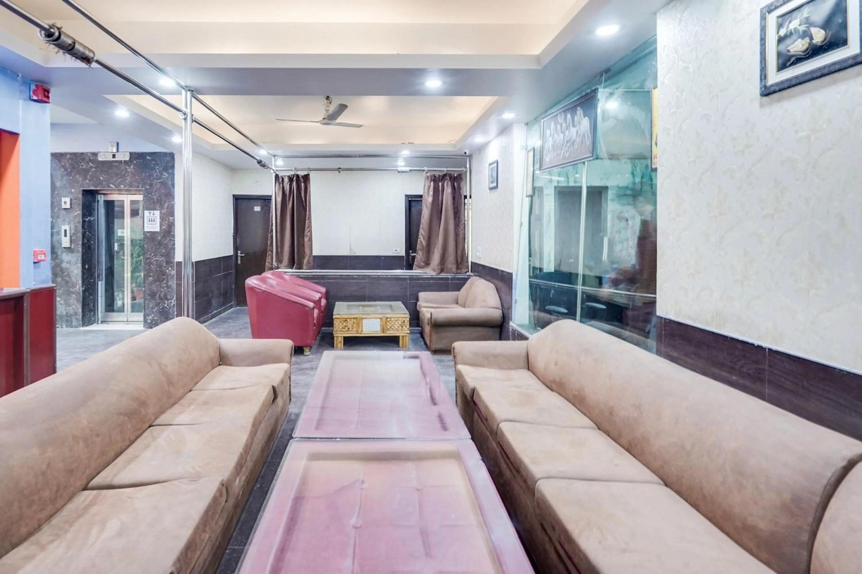 Lobby or reception in Townhouse Maithli Marg Sector 55 Formerly Red Roof