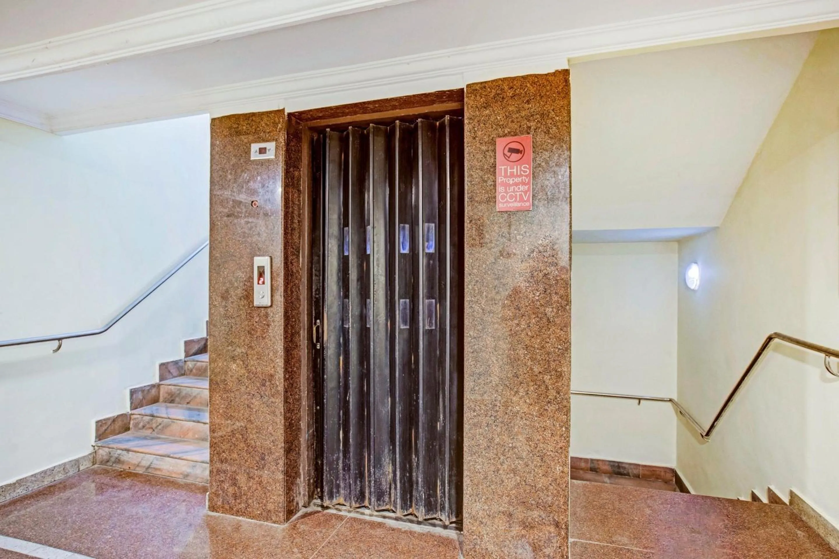 Lobby or reception in Hotel O Neethu Residency