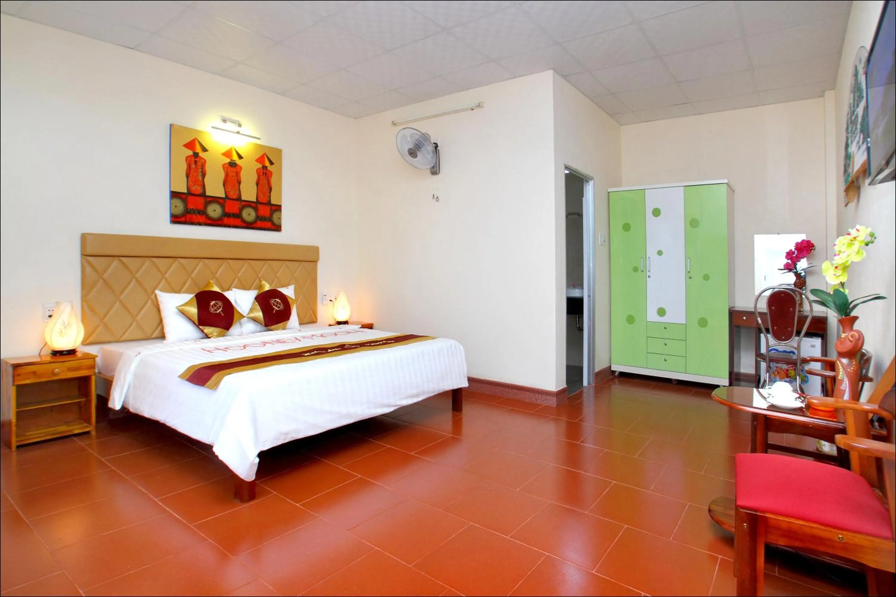 Bed in Hoi An Life Villa