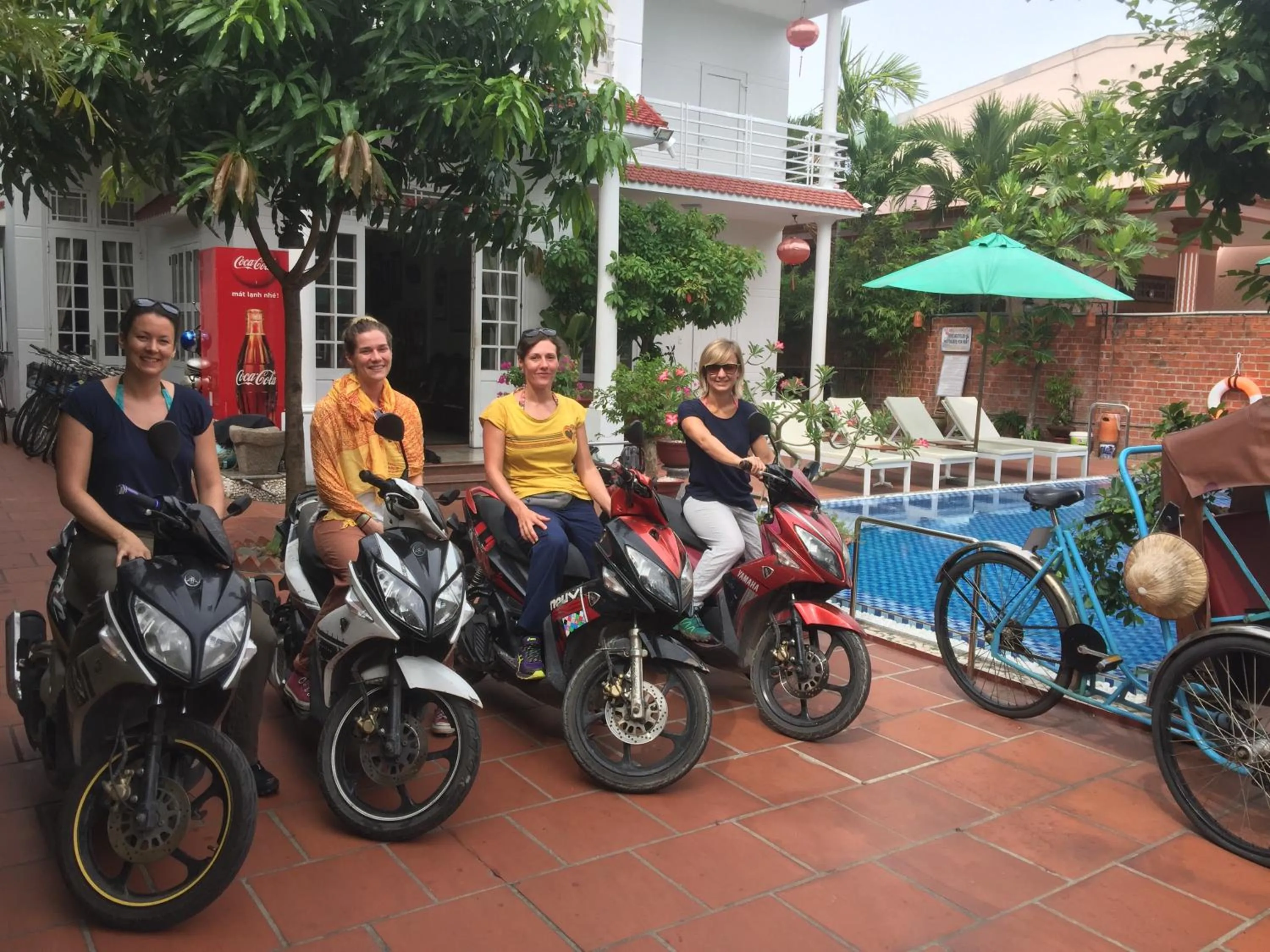 People in Hoi An Life Villa