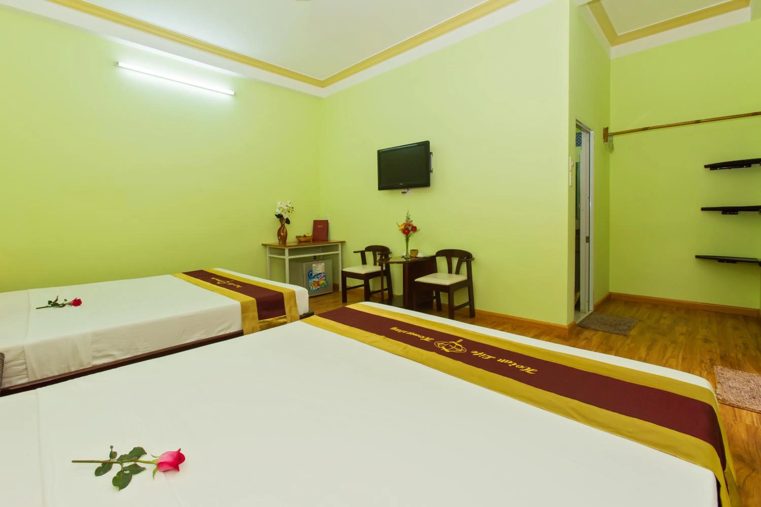 Photo of the whole room, Bed in Hoi An Life Villa