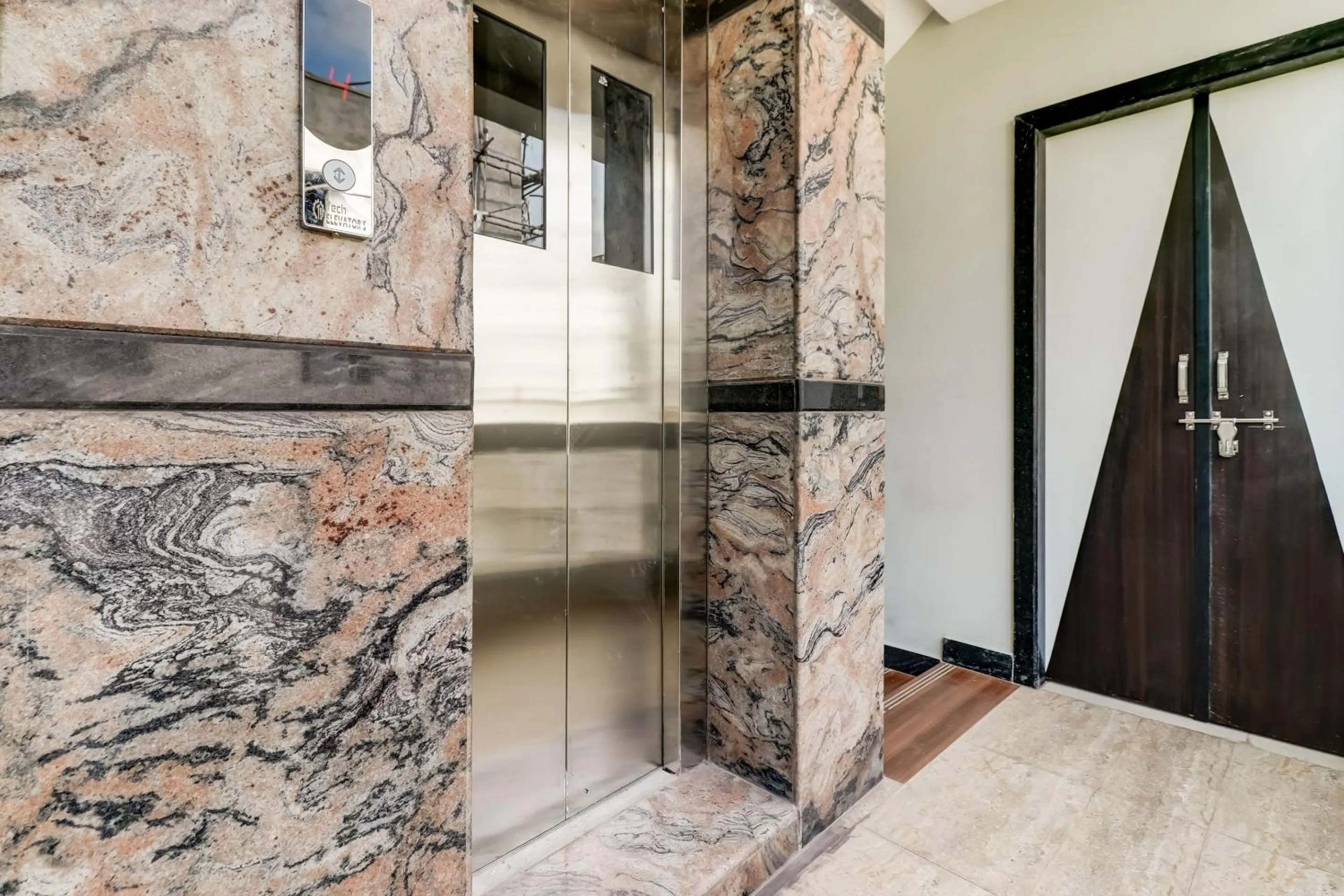 Bathroom in Hotel O Sri Singampalli Residency