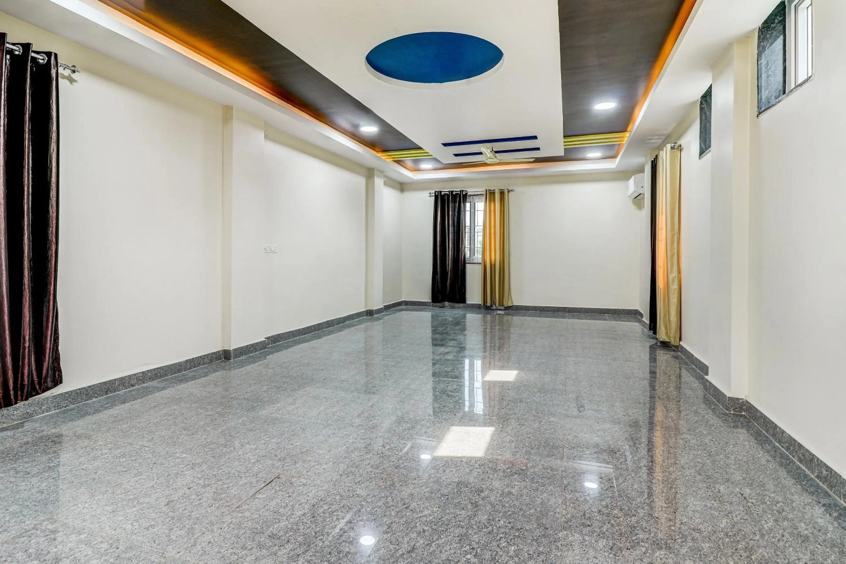 Lobby or reception in Hotel O Sri Singampalli Residency