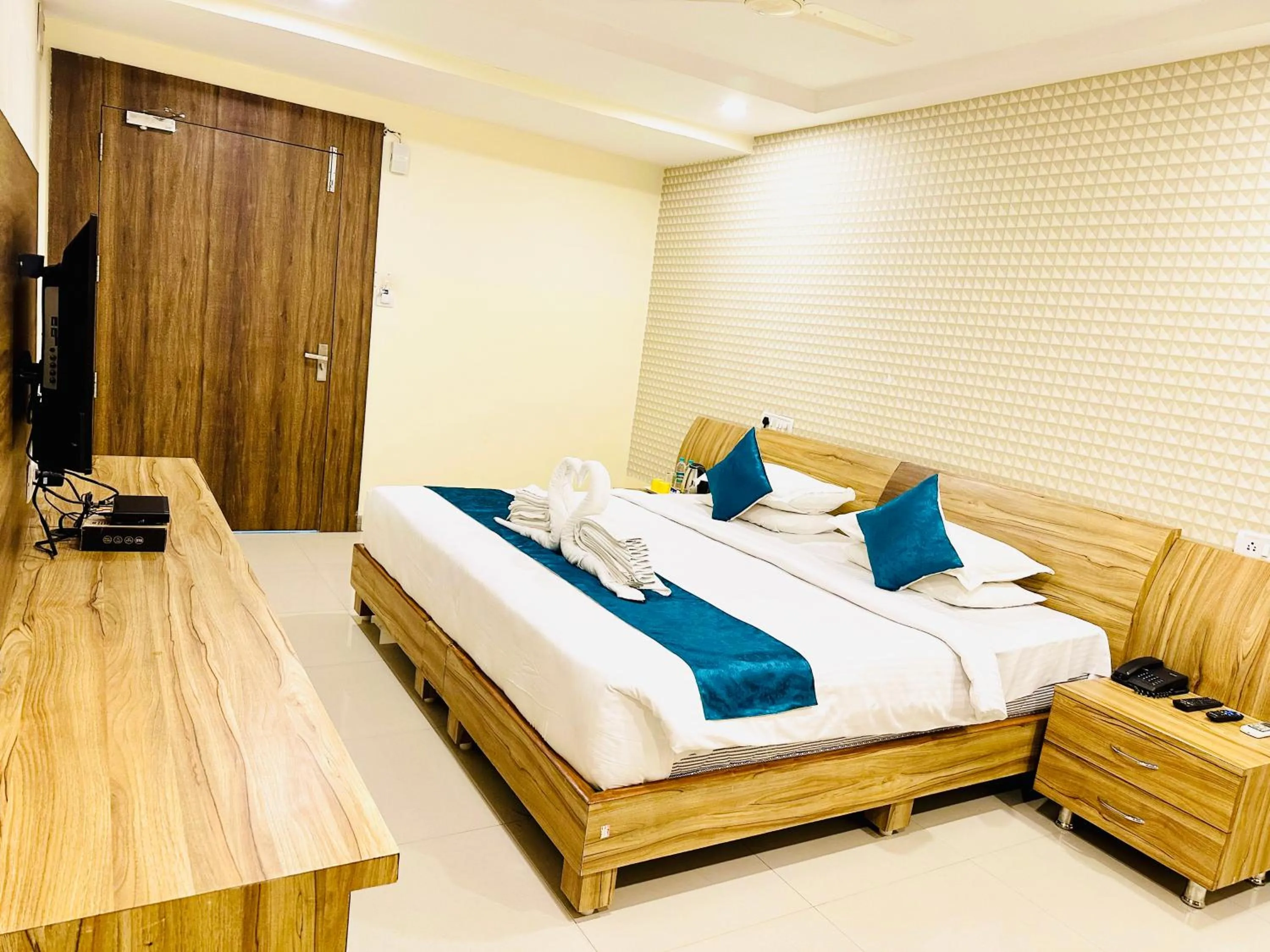 Bed in The Landmark Banjara Hills - Hyderabad