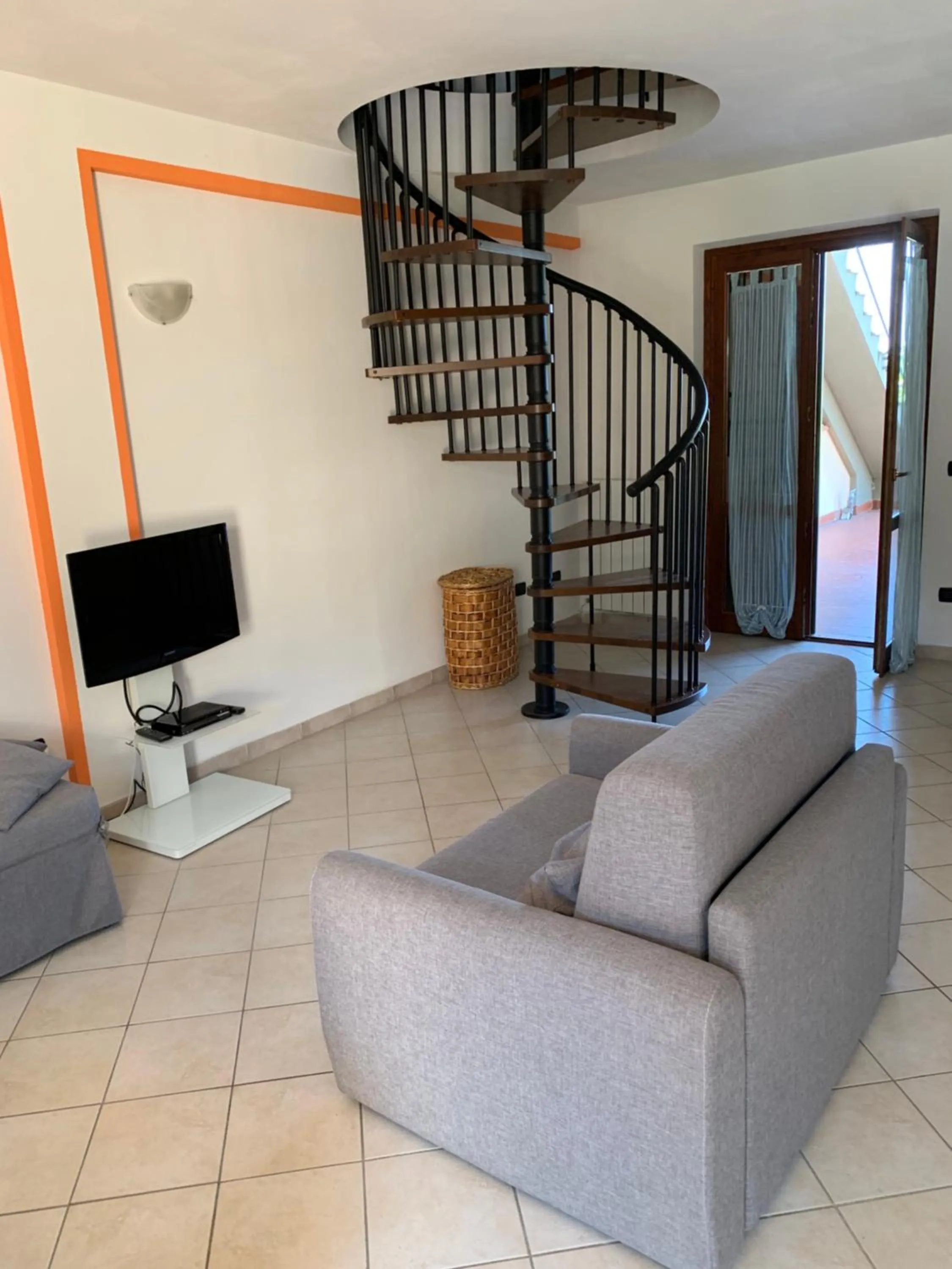 Evening entertainment in Aurelia Rta Detta il Cascinale