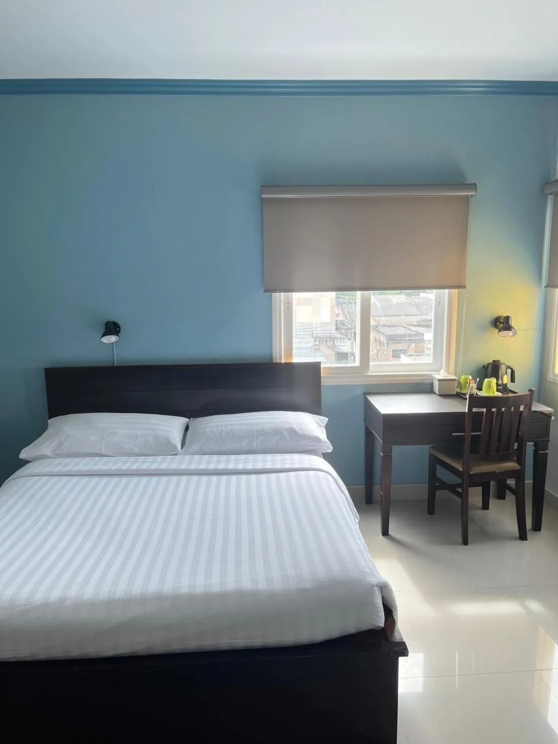 Bedroom, Bed in Garden Hill Hotel