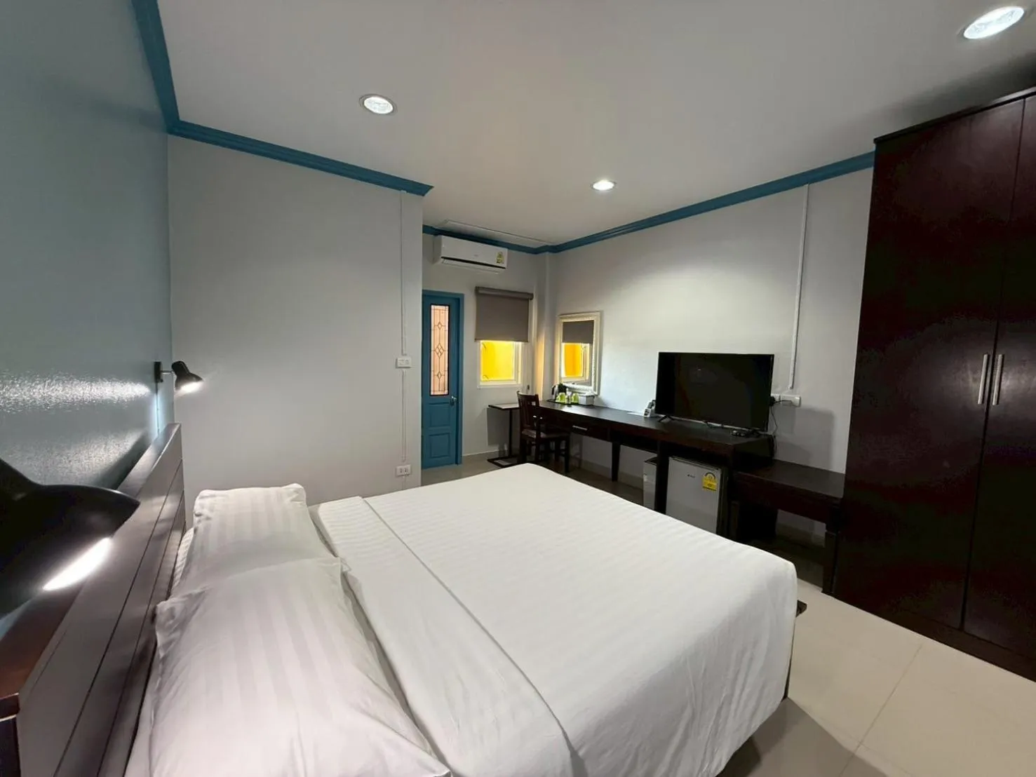 Bedroom, Bed in Garden Hill Hotel