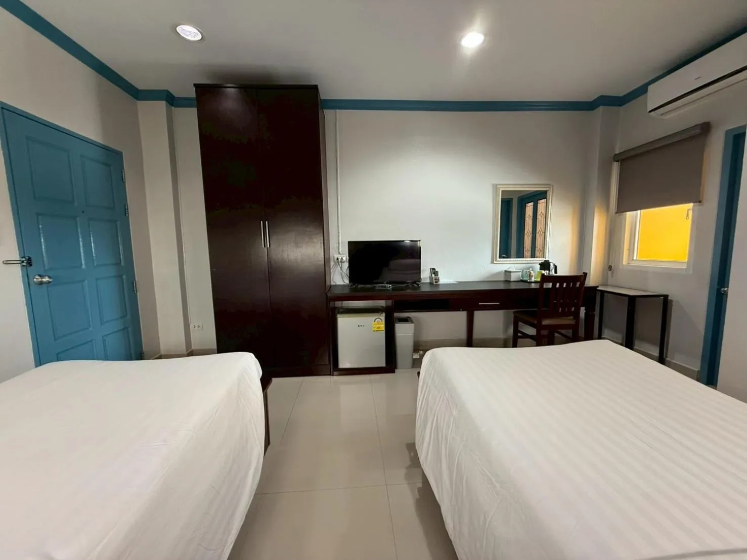 Bedroom, Bed in Garden Hill Hotel