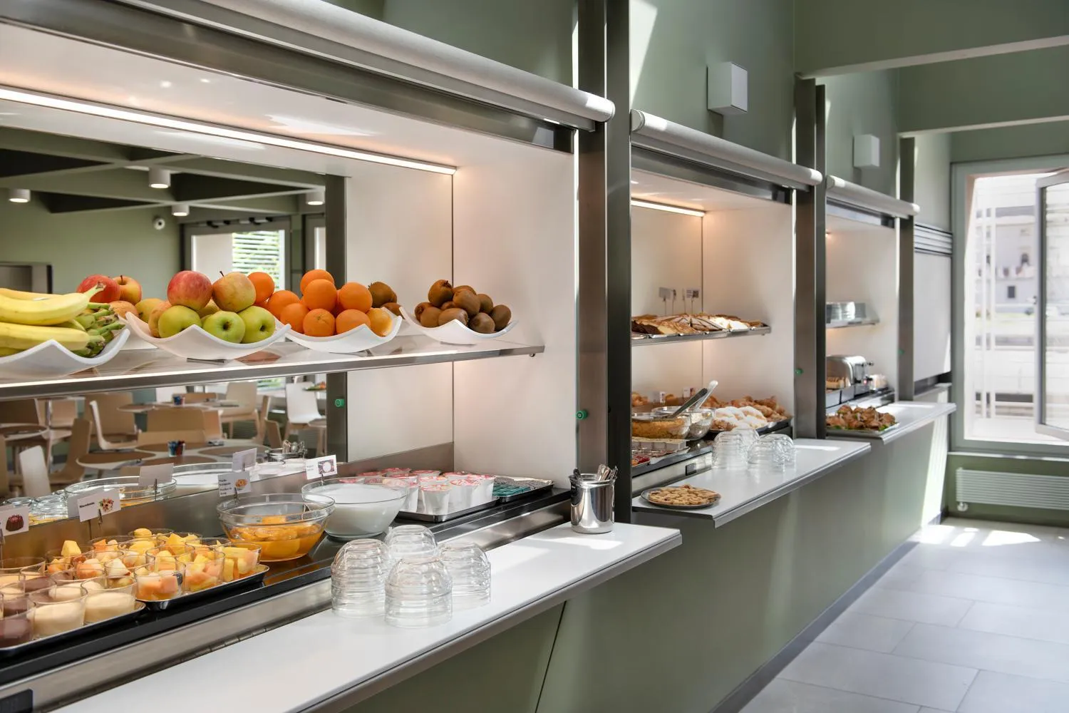 Food and drinks in Hotel Verona