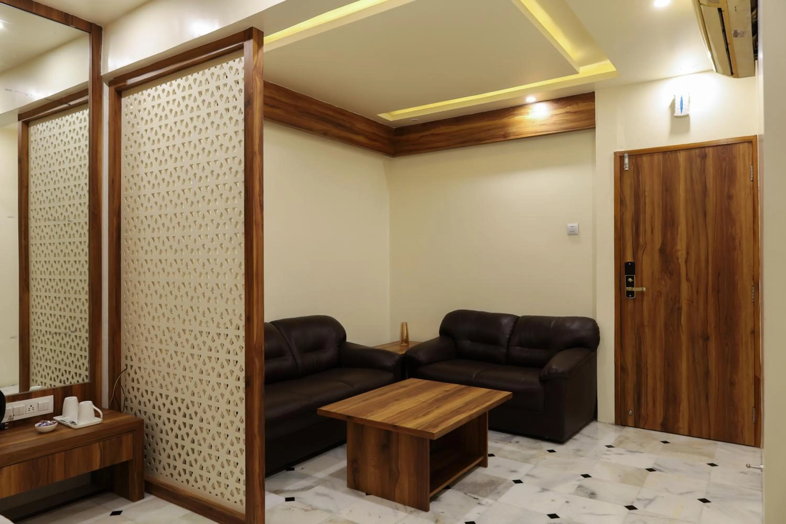 Seating area in HOTEL CITY PALACE