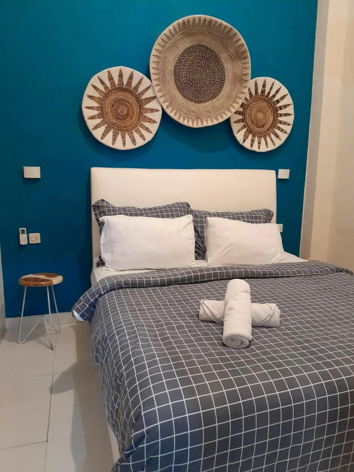 Bed in D'Minggiran by Plesirhatiyogya