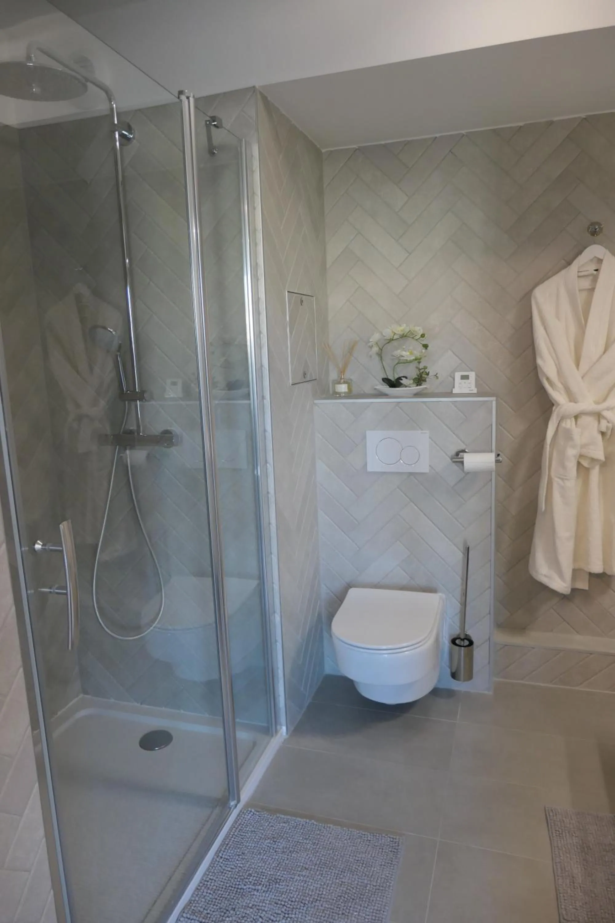 Bathroom in Luxury Studio Daumesnil Wifi & Netflix
